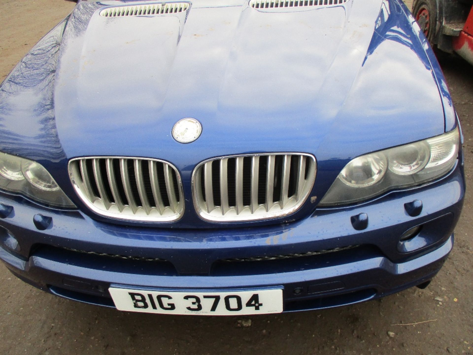 BMW X5 4.8 PETROL AUTO ESTATE CAR - Image 4 of 11
