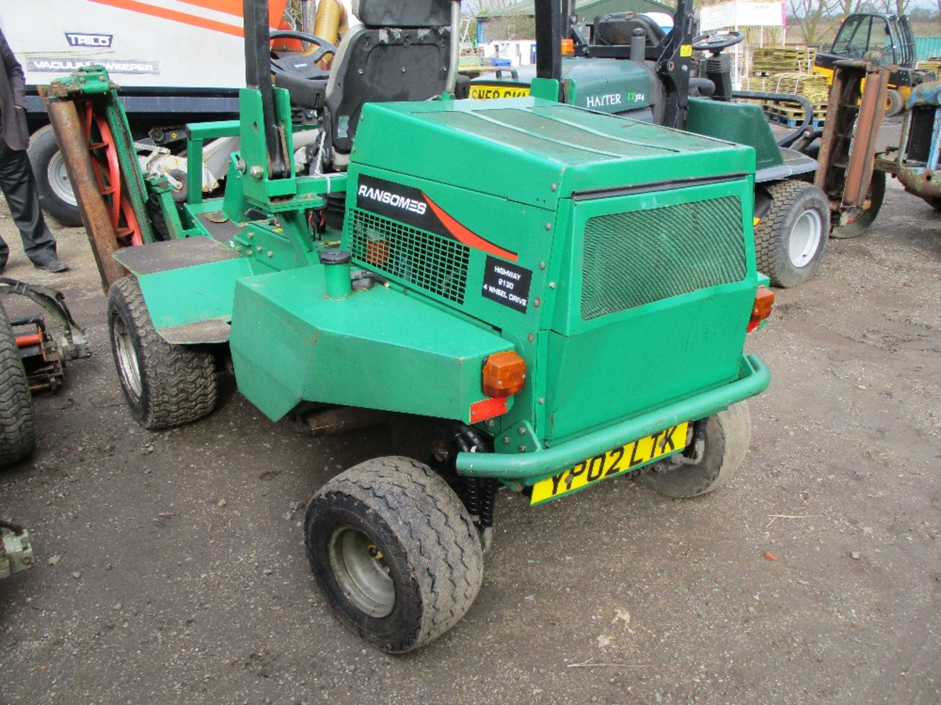 Ransomes Highway 2130 diesel triple cylinder mower - Image 3 of 4