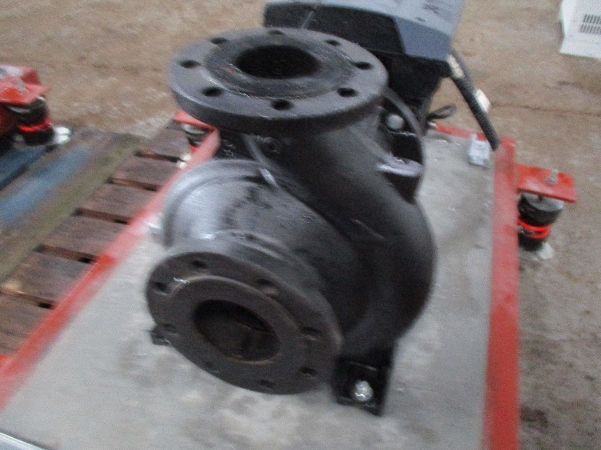 Grundfos NBE80-200 high output static 3 phase pump - Image 5 of 7