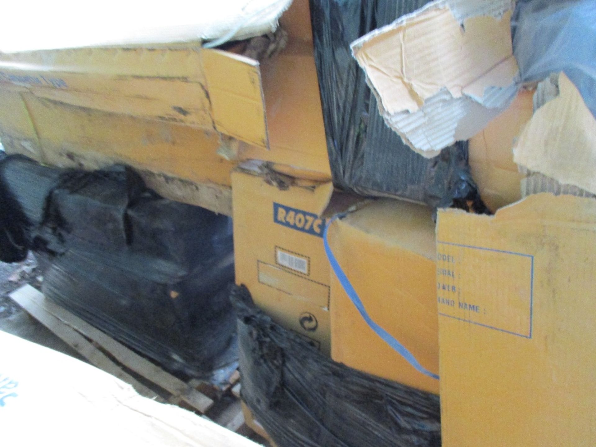 PALLET OF AIR CONDITIONING PARTS - Image 3 of 6