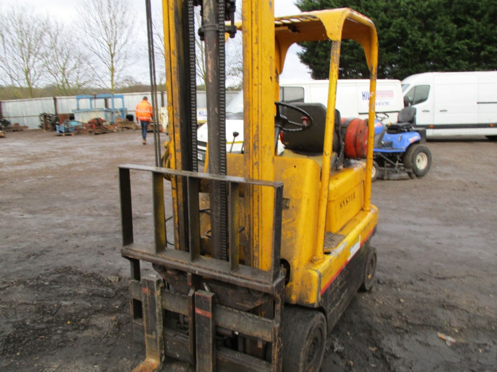 HYSTER GAS FORKLIFT - Image 2 of 6
