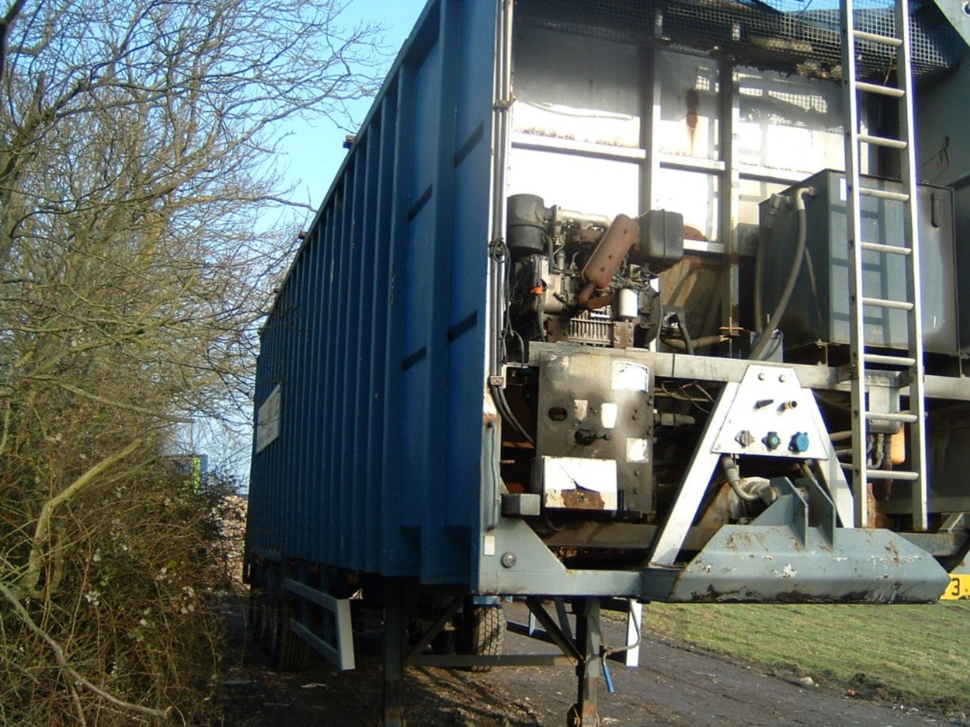 BMI 11CUBIC METRE EJECTOR TRAILER WITH DONKEY ENGINE. - Image 6 of 16