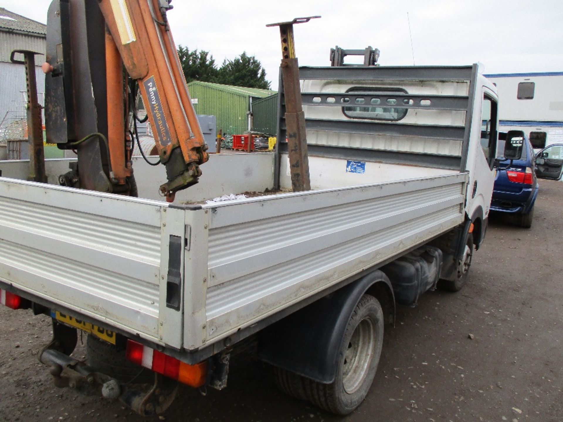 NISSAN CABSTAR PICKUP WITH REAR MOUNTED CRANE - Image 8 of 12