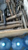 CRATE OF MIXED HAND TOOL ATTACHMENTS/POINTS