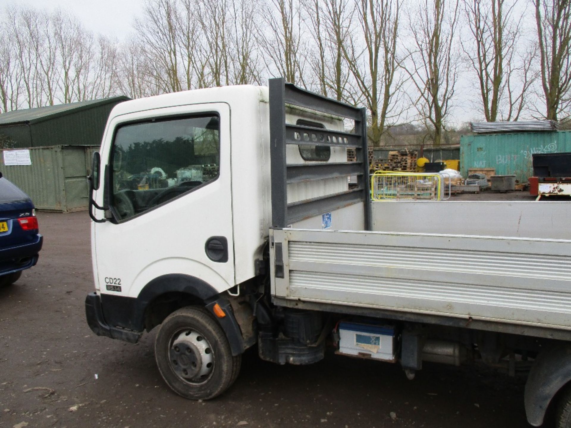 NISSAN CABSTAR PICKUP WITH REAR MOUNTED CRANE - Image 10 of 12