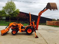 Kubota B1750 HST with Kubota front loader and Kubota rear backhoe