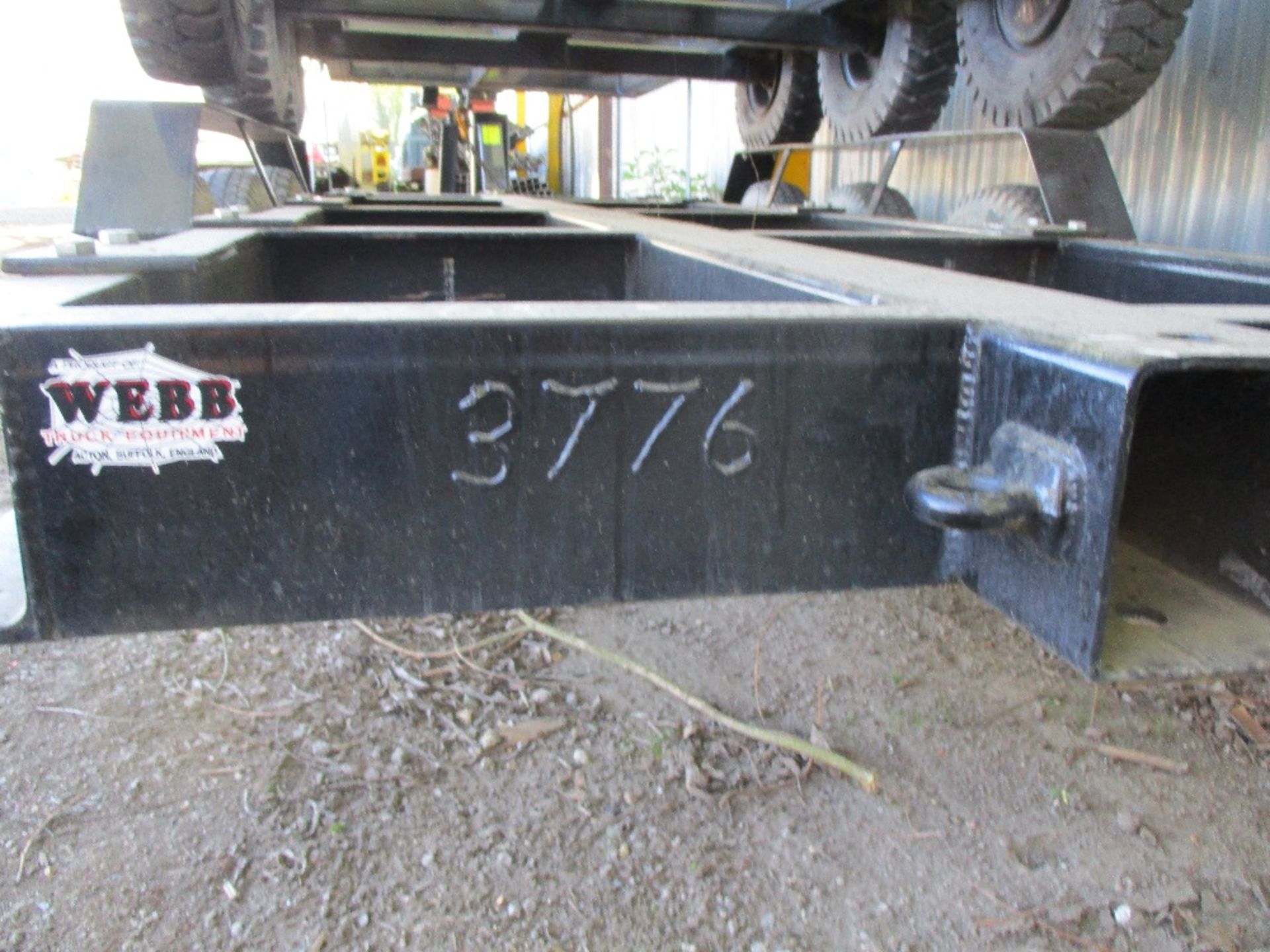 Webb heavy duty triaxled trailer chassis - Image 3 of 4