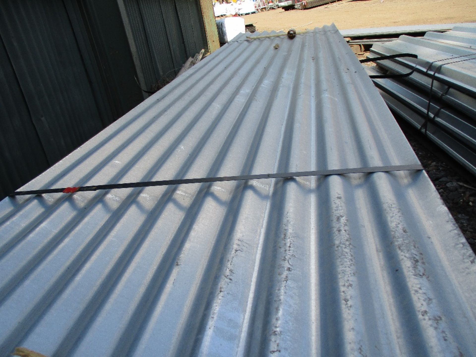 100NO 12FT CORRUGATED ROOF SHEETS, SOLD IN 4 PACKS OF 25NO - Image 4 of 4
