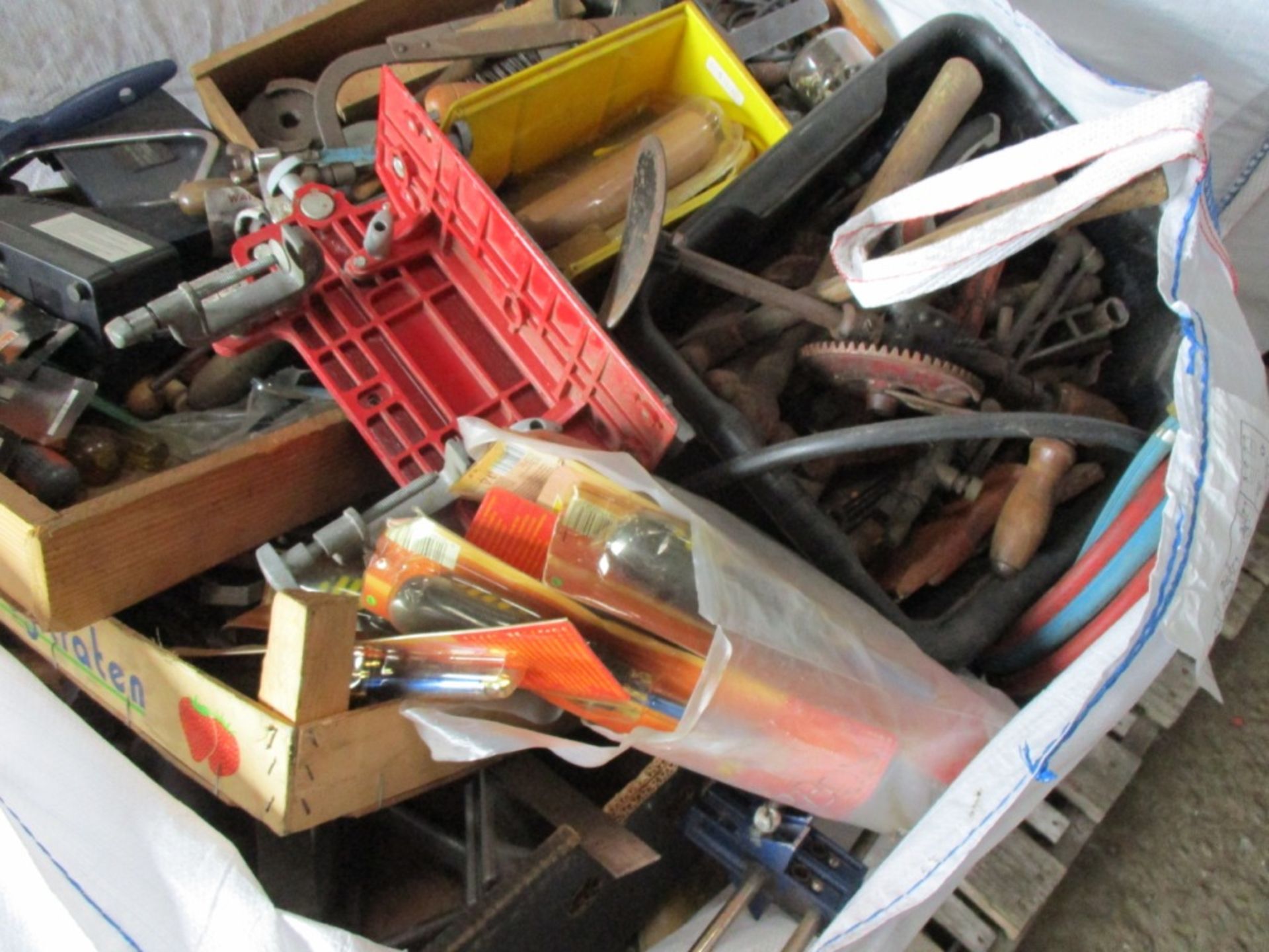 bulk bag of mixed workshop tools & sundries - Image 3 of 4