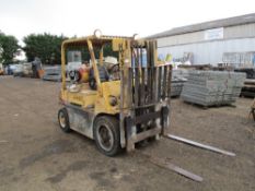 HYSTER GAS FORKLIFT SN:F312797D