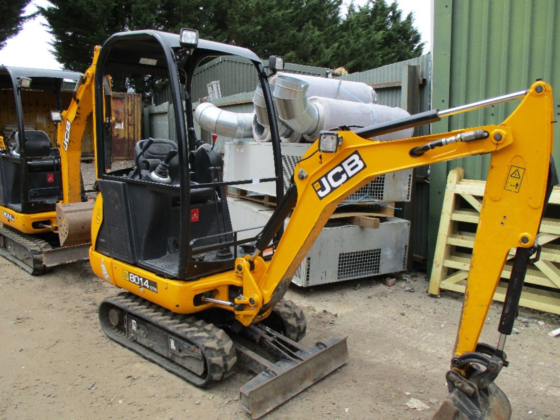 JCB801-4 DIGGER YEAR 2014 - Image 3 of 7