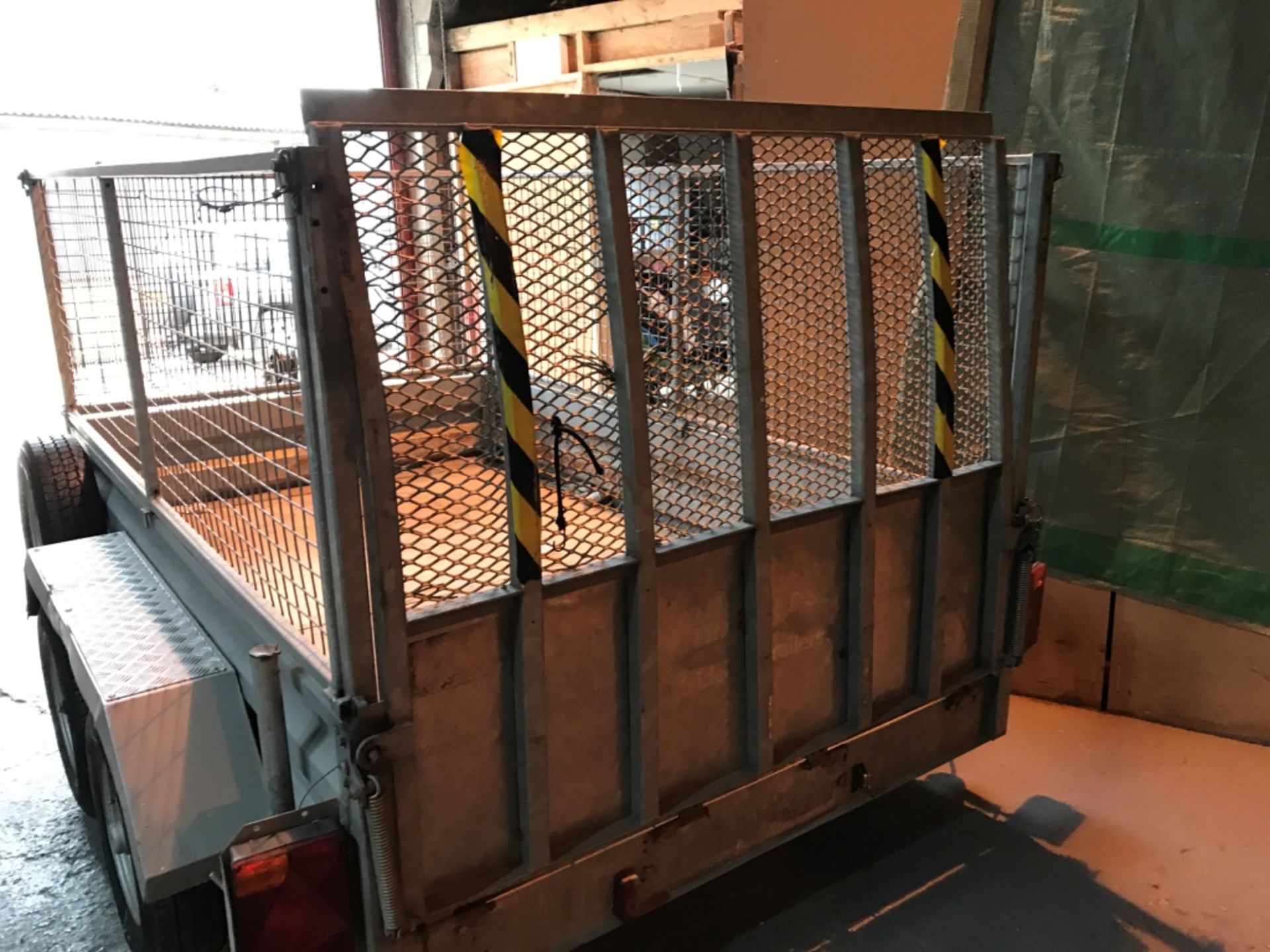 INDESPENSION MESH SIDED TRAILER - Image 5 of 7