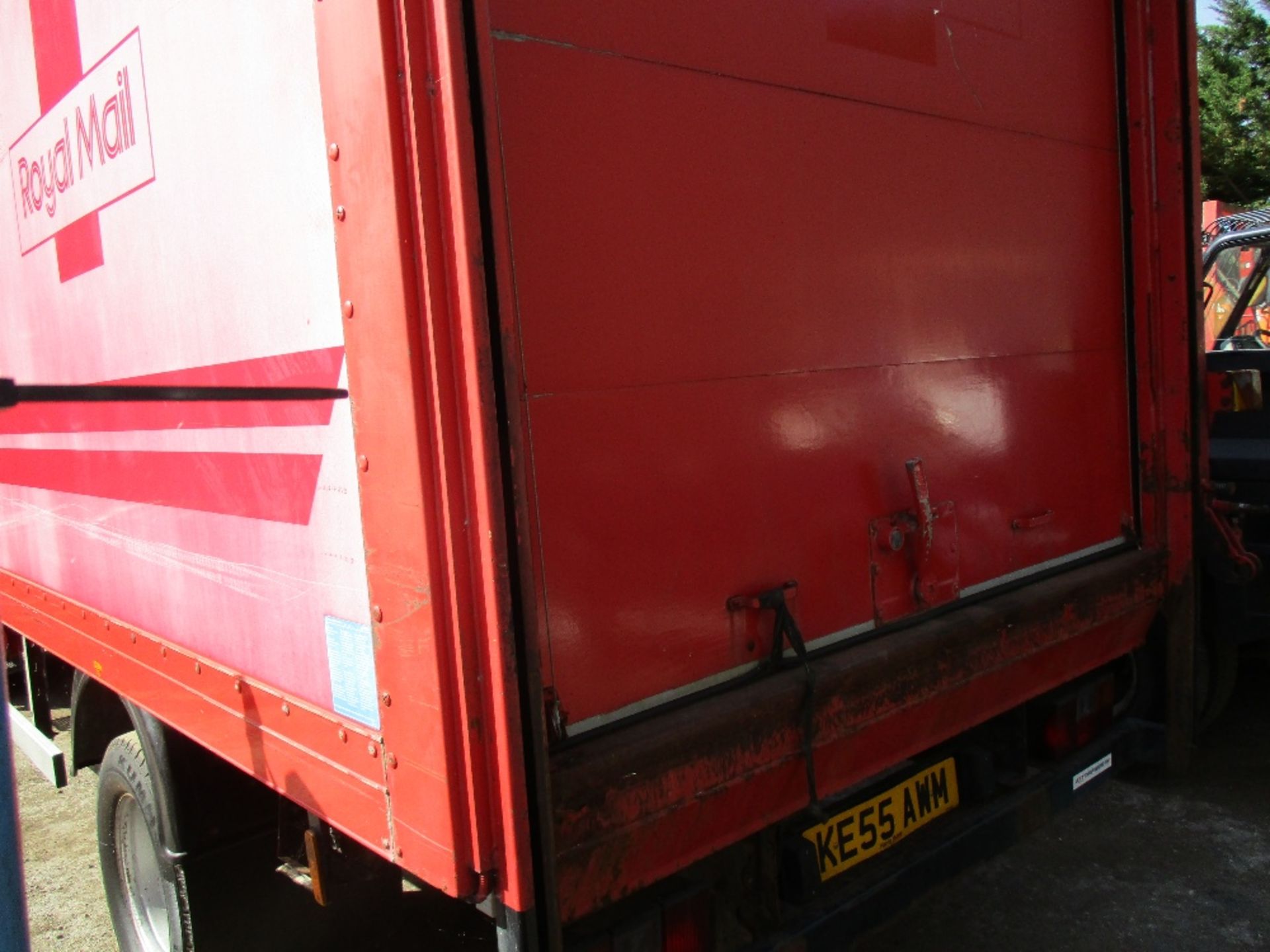 IVECO 6500KG BOX LORRY, EX ROYAL MAIL REG: KE55 AWM - Image 8 of 8