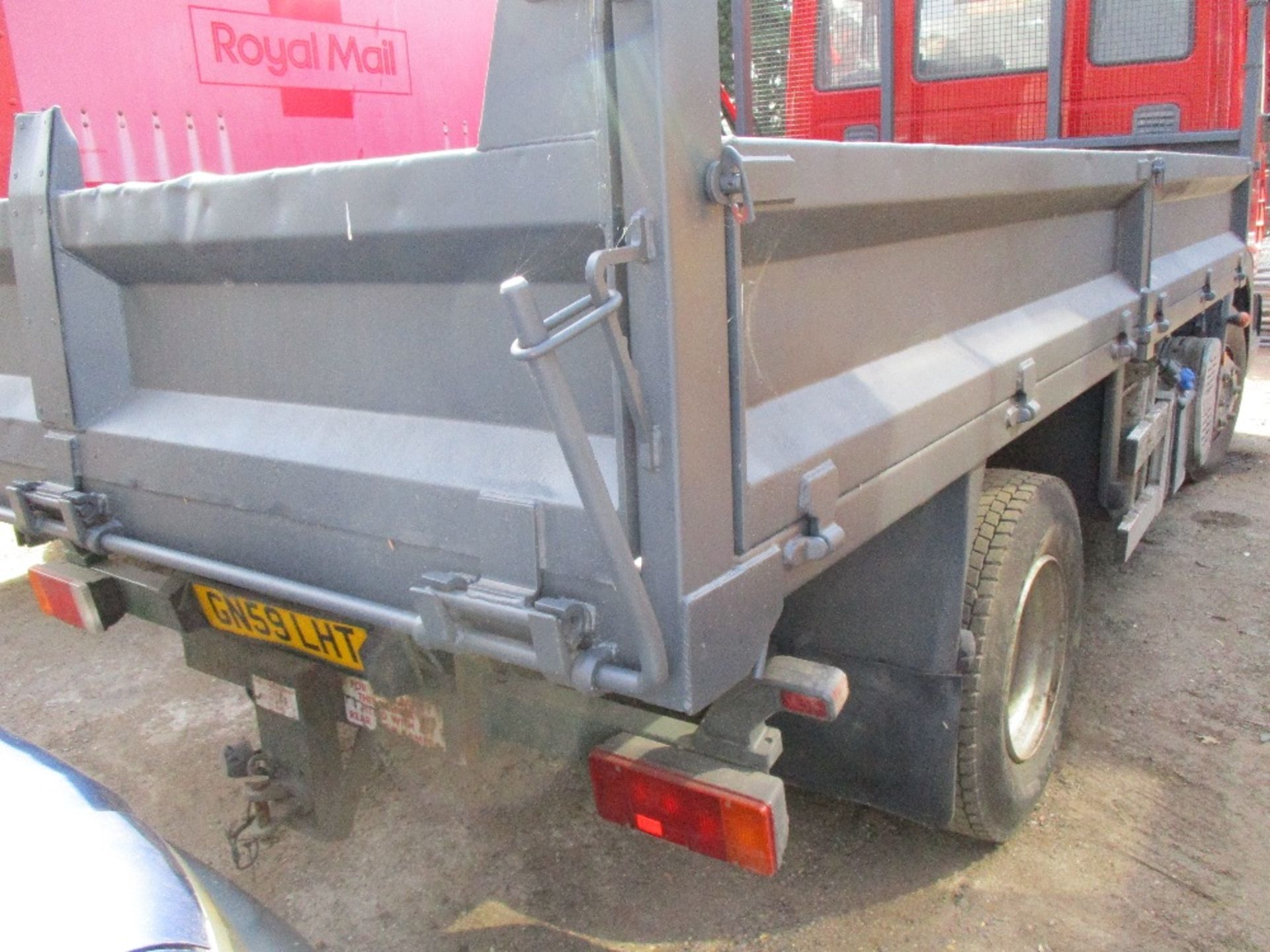 IVECO 75E17 TIPPER, SEMI AUTOMATIC GEARBOX, RED REG: GN59 LHT - Image 5 of 9