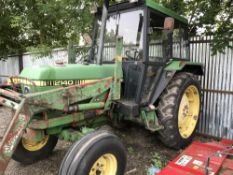 JOHN DEERE 2140 2WD TRACTOR C/W QUICKE LOADER