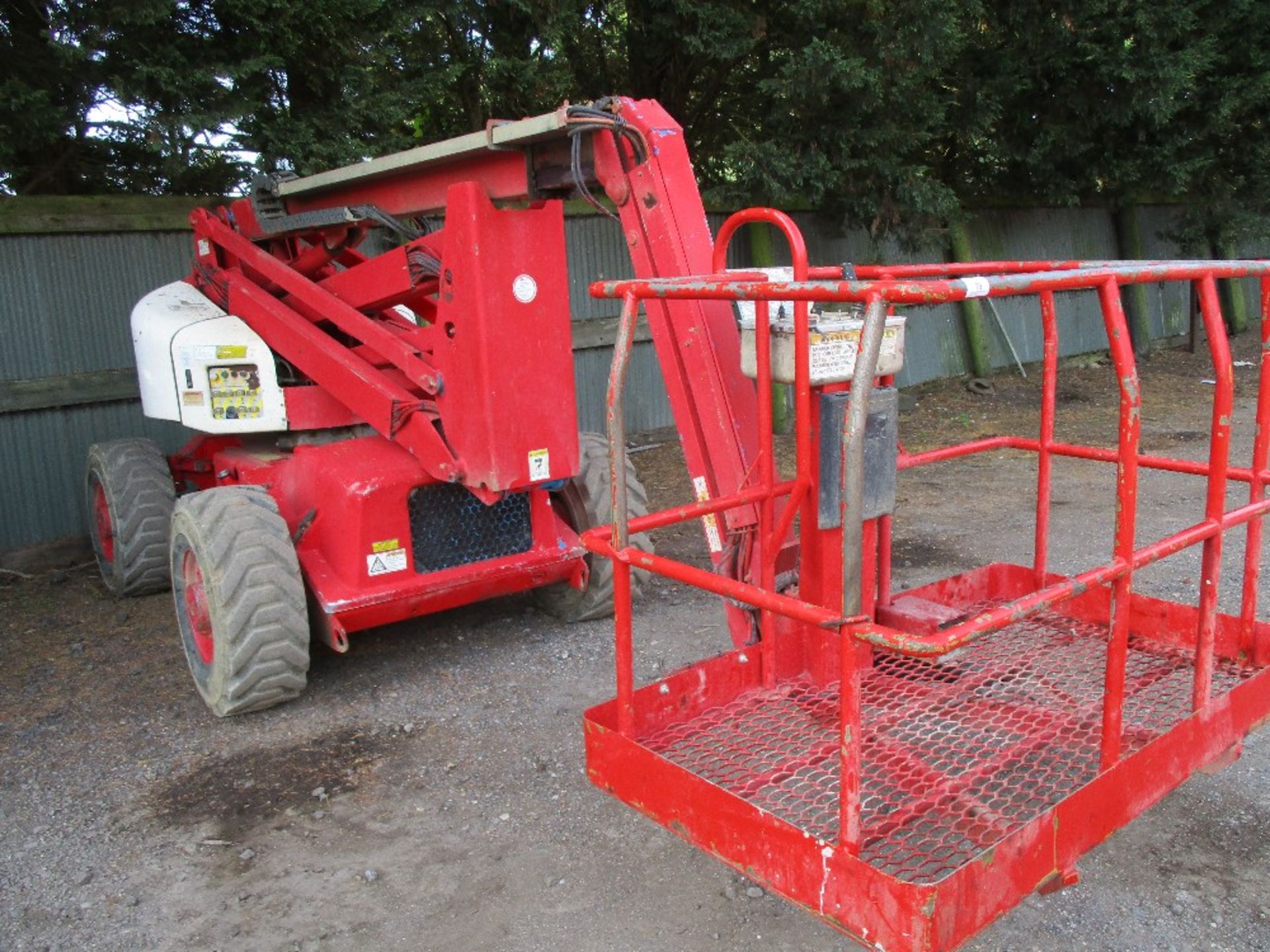 UPRIGHT AB-46 RT 4WD BOOM ACCESS UNIT - Image 8 of 8