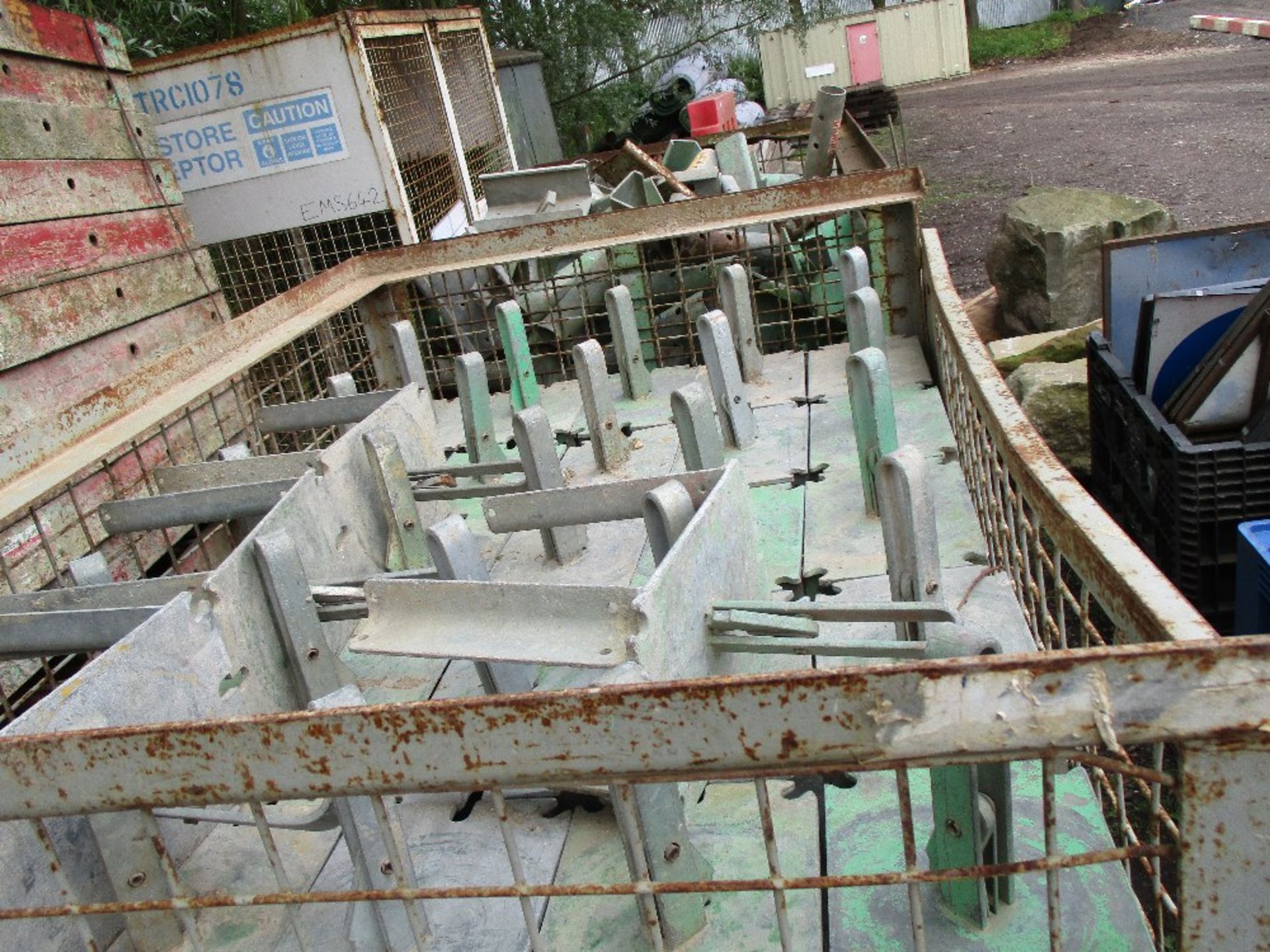 LARGE QUANTITY OF PERI TYPE FORMWORK - Image 9 of 33