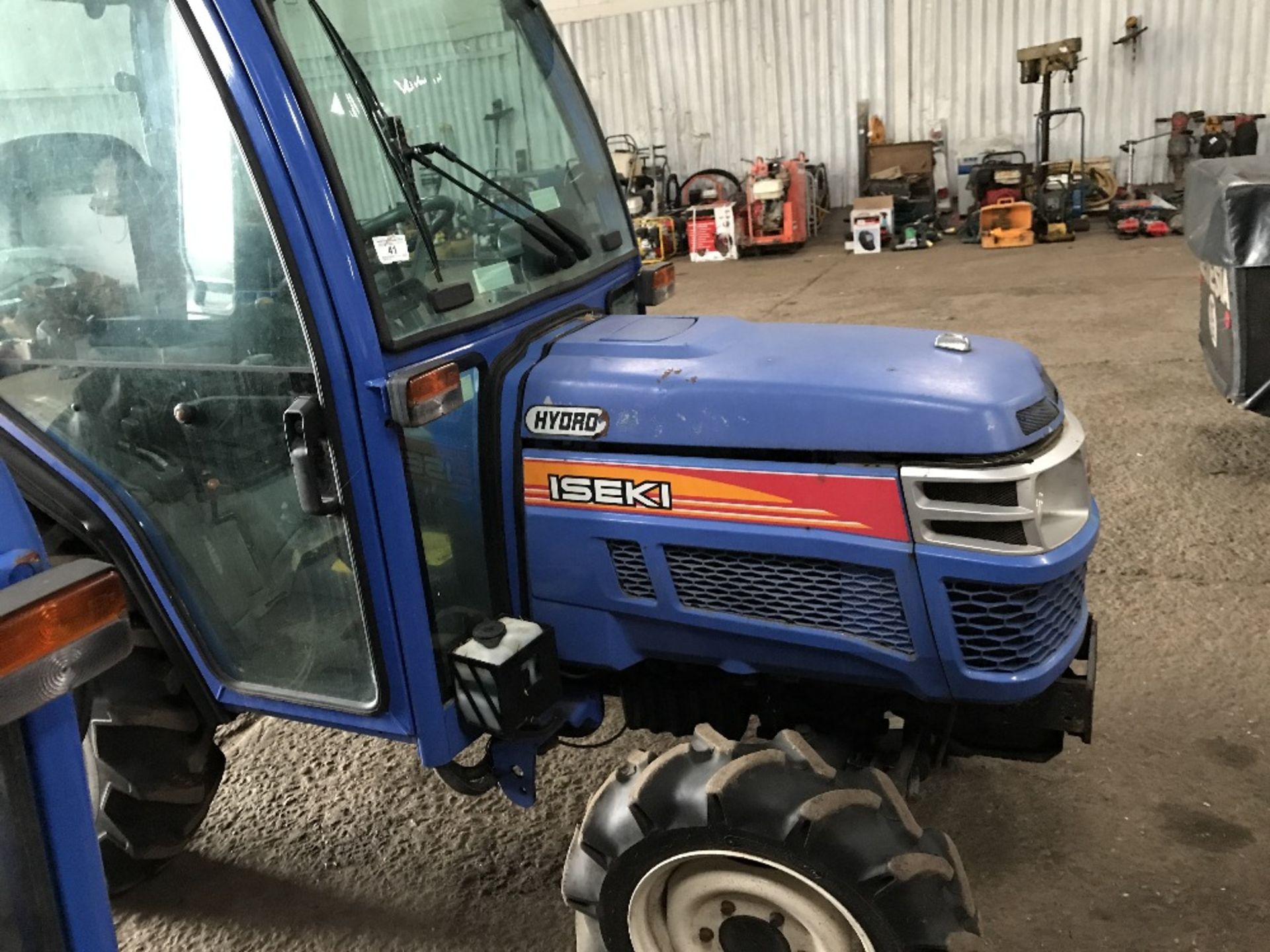 ISEKI th4330 COMPACT TRACTOR C/W FULL CAB