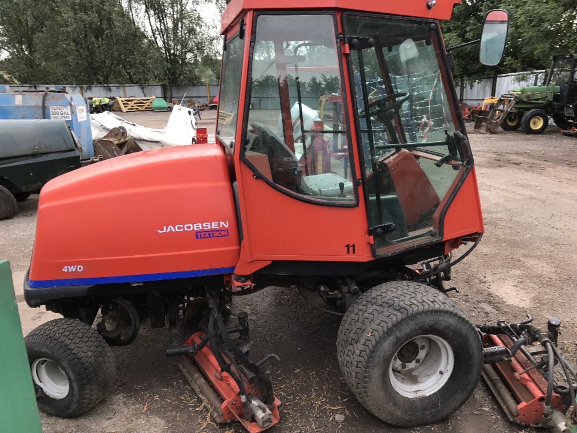 JACOBSEN LF3400 5 GANG 4WD RIDE ON MOWER