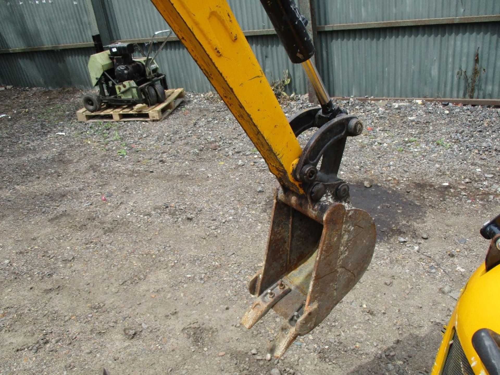 JCB 8008 CTS MICRO EXCAVATOR EXPANDING TRACKS 767REC HRS - Image 2 of 6