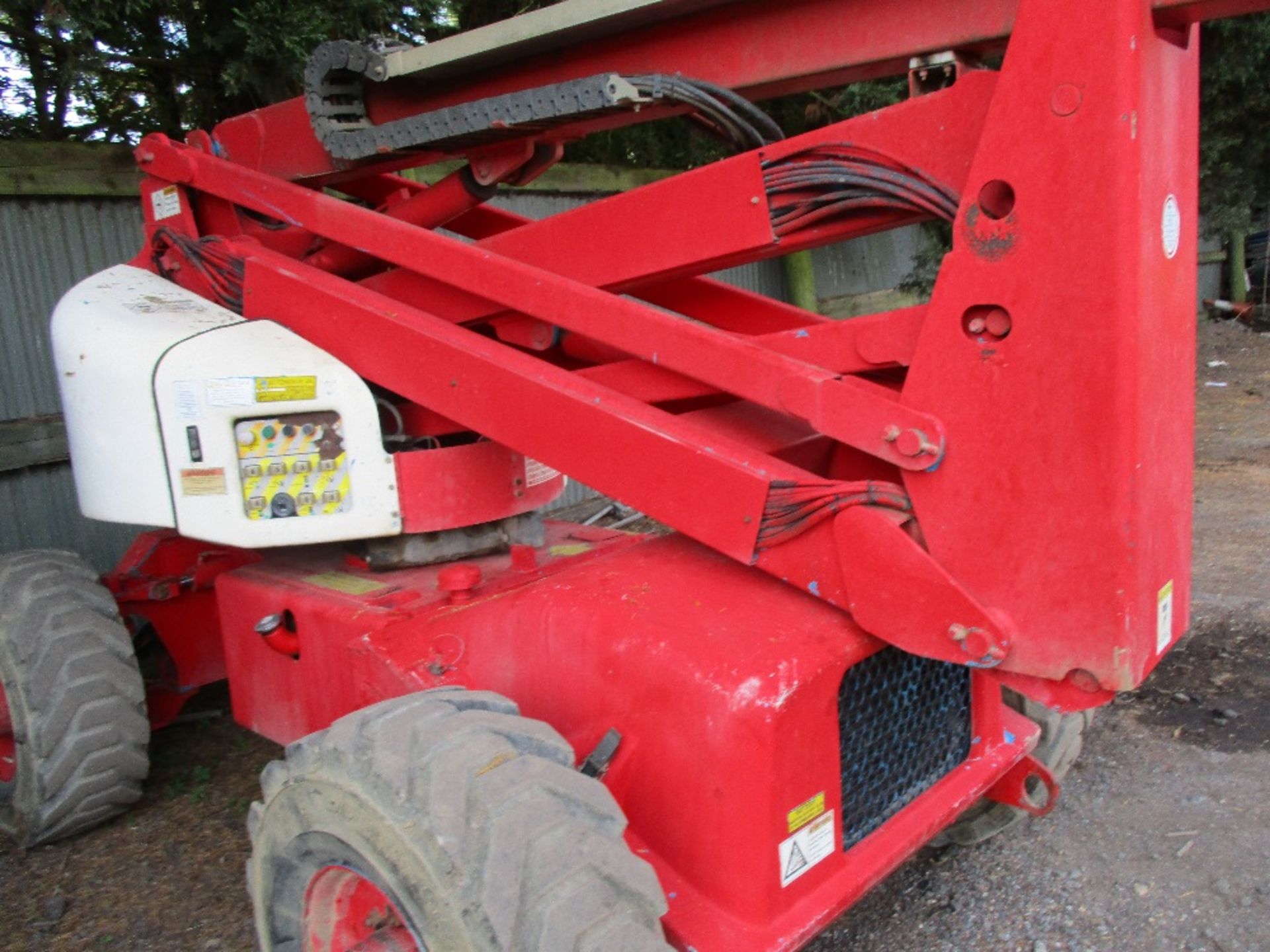 UPRIGHT AB-46 RT 4WD BOOM ACCESS UNIT - Image 3 of 8