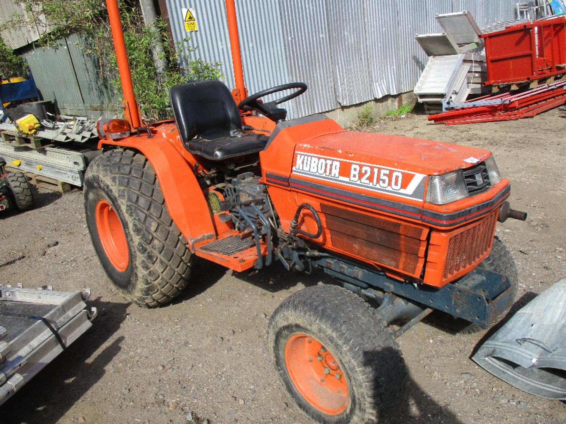 KUBOTA B2150 4WD COMPACT TRACTOR WITH HYDRASTATIC DRIVE - Image 7 of 7