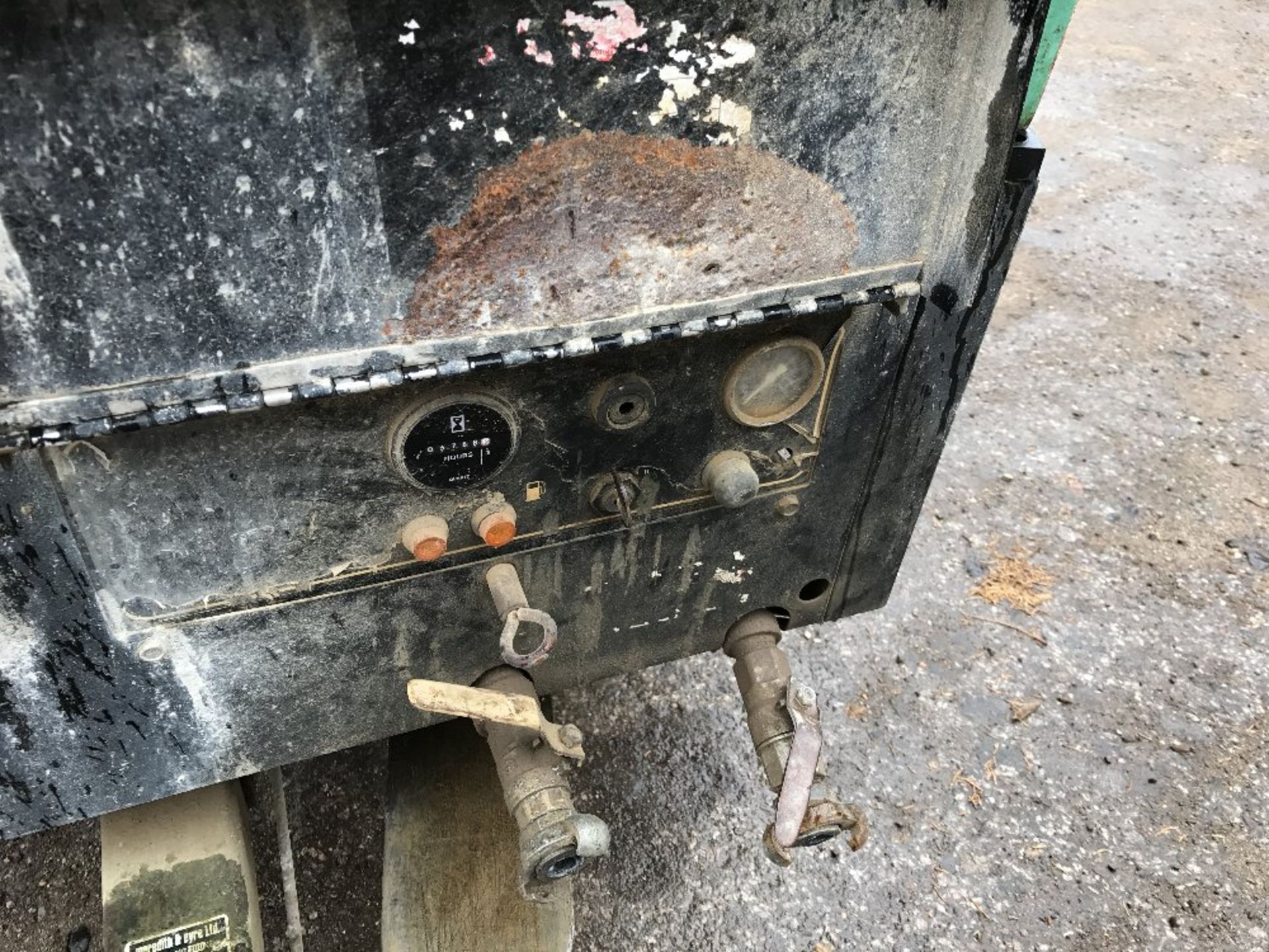 INGERSOLL RAND 741 COMPRESSOR YEAR 200 - Image 4 of 7