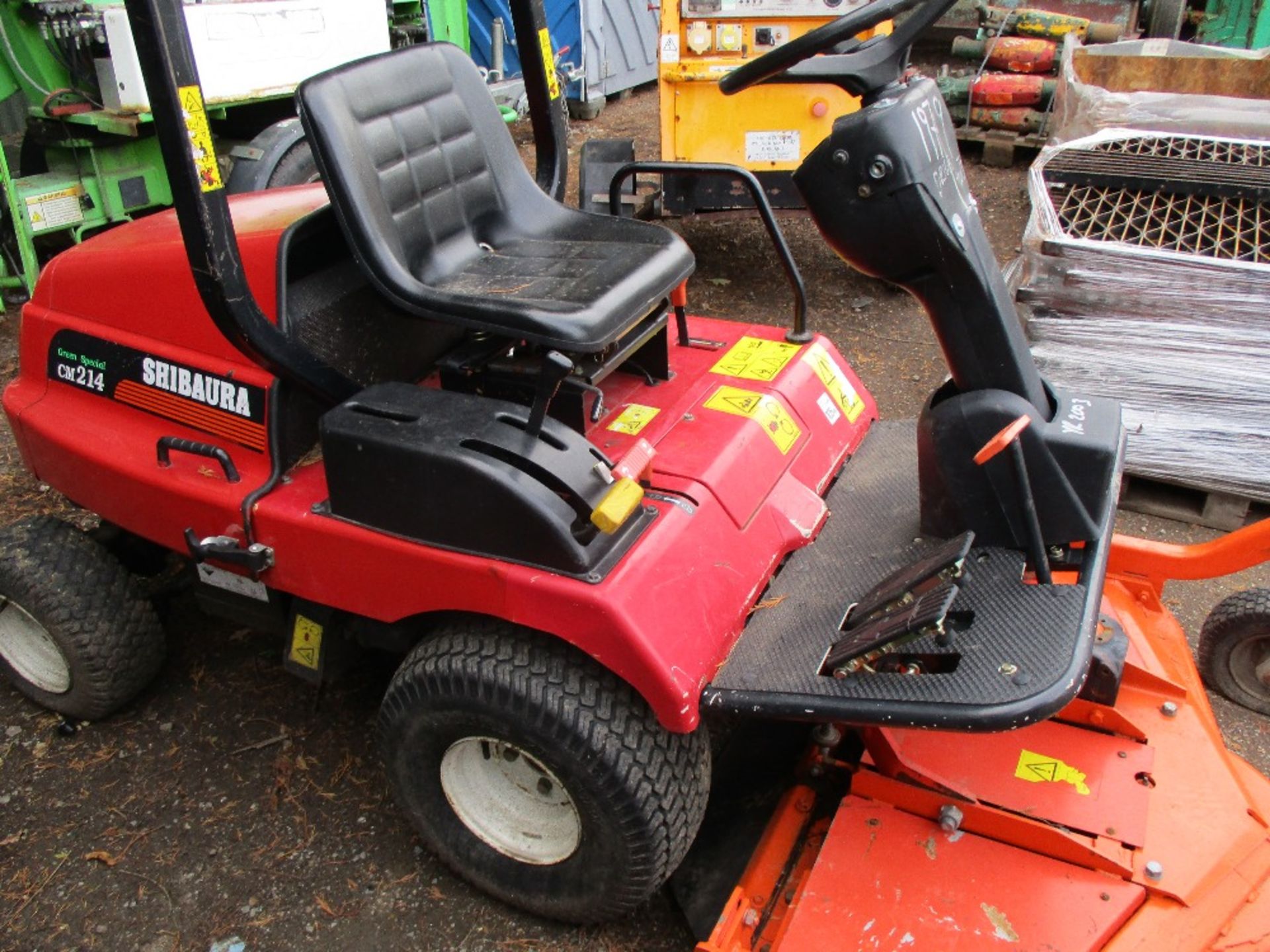 Shibaura CM214 4wd diesel outfront mower