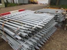APPROX 33NO GALVANISED PALLISADE FENCE PANELS