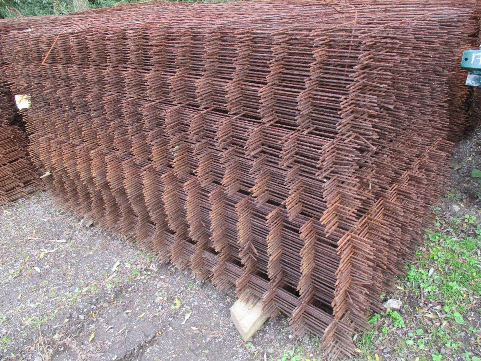 200NO APPROX SHEETS OF CONCRETE REINFORCING MESH 1.2X 2.4METRES