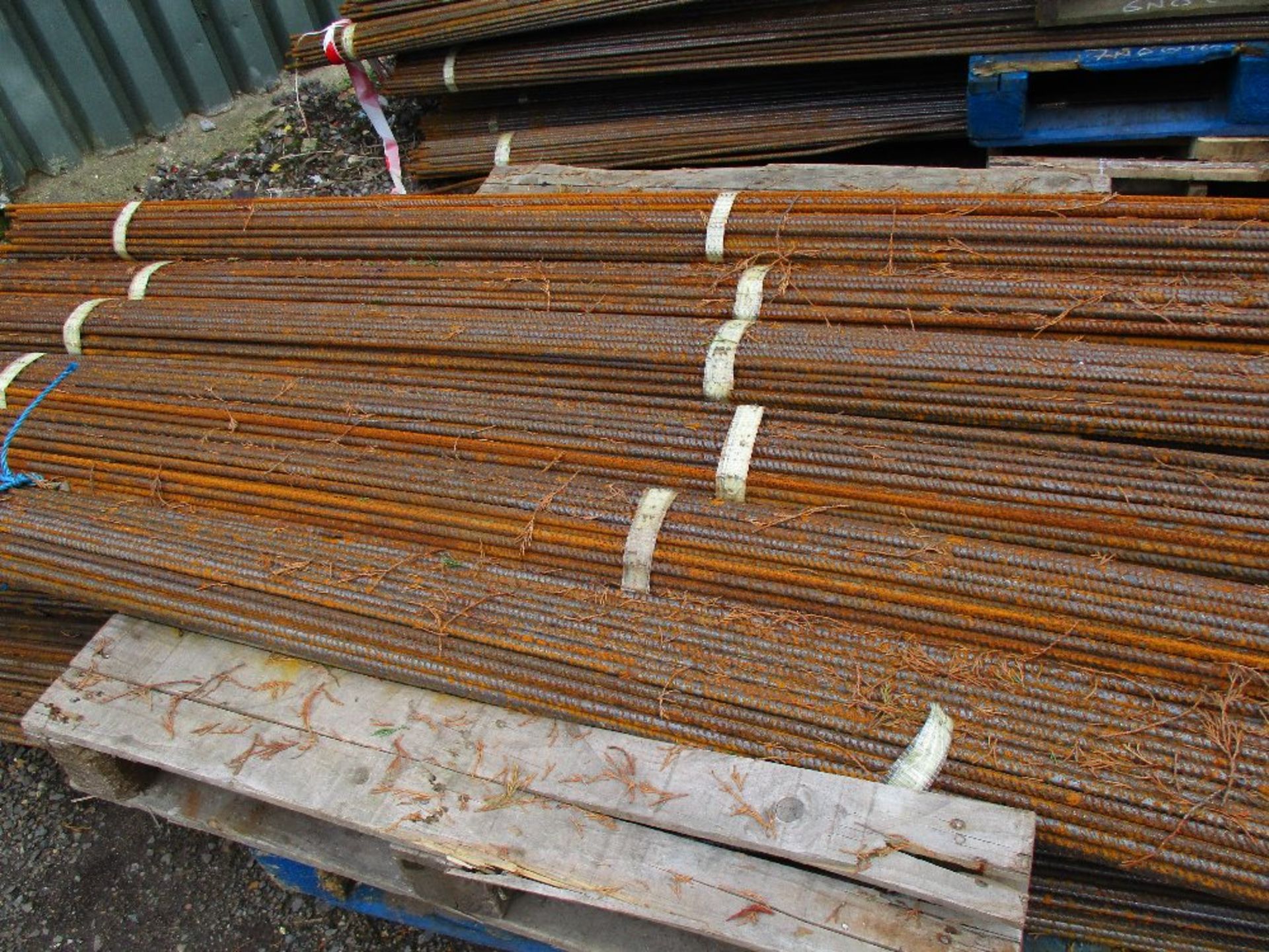 7NO. BUNDLES OF 2.75m REINFORCING BAR