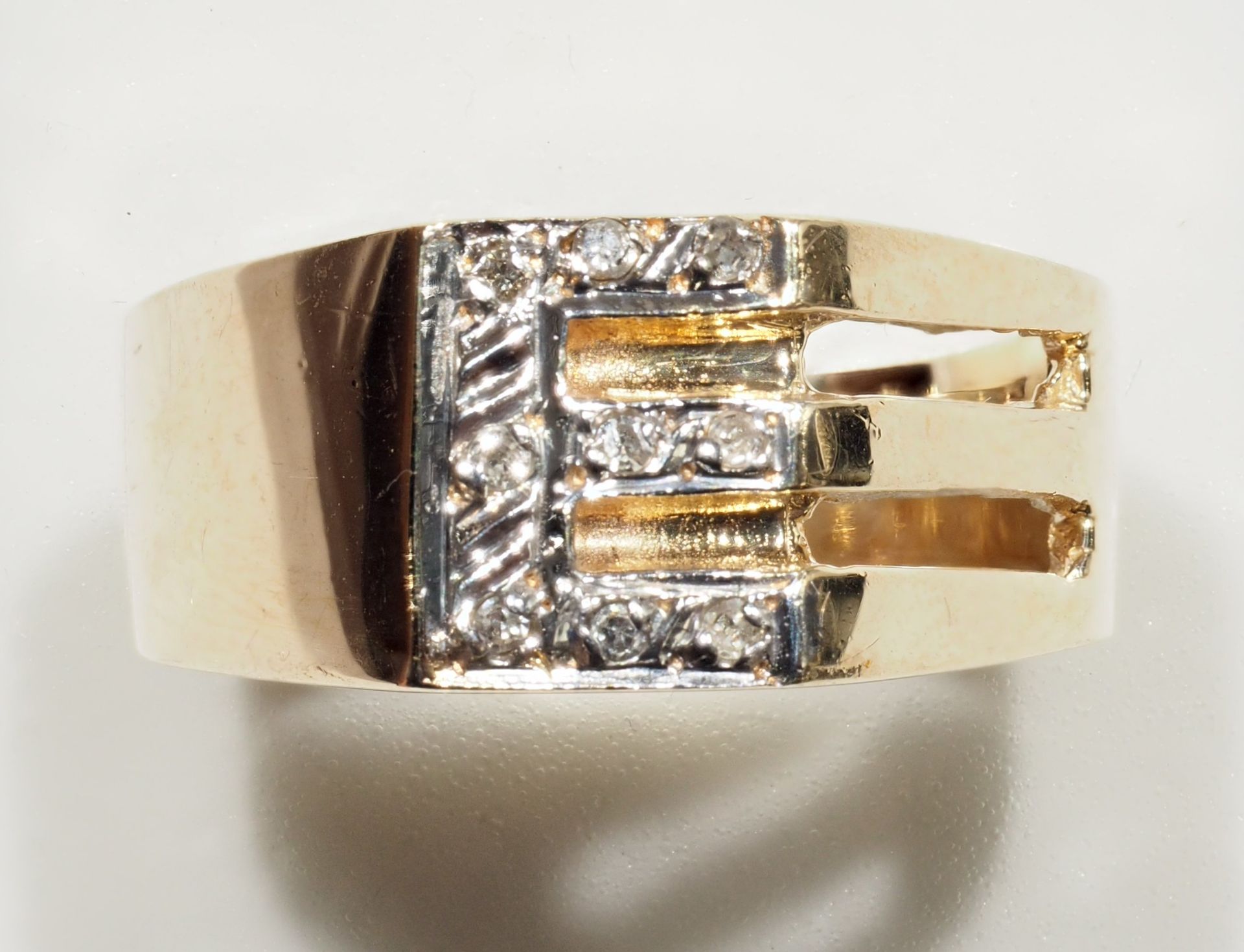 14K Yellow Gold 9 Diamond Initial 'E' Ring (App. 4.9g) w/ New Gift Box, Insurance Value $850