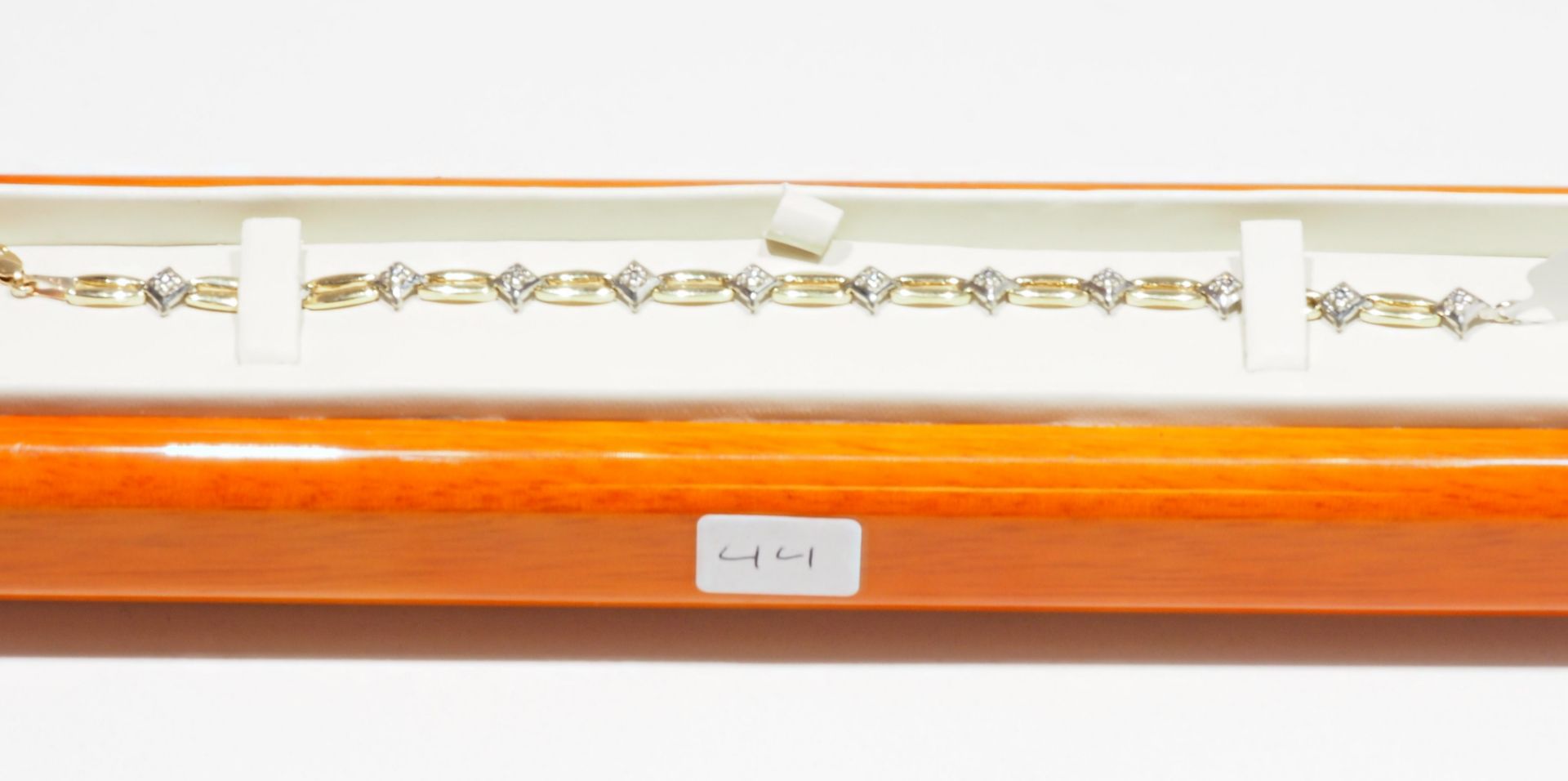 10K Yellow White Gold Diamond (0.12ct) Fancy Swirl Style Tennis Bracelet w/ New Gift Box, - Image 3 of 4