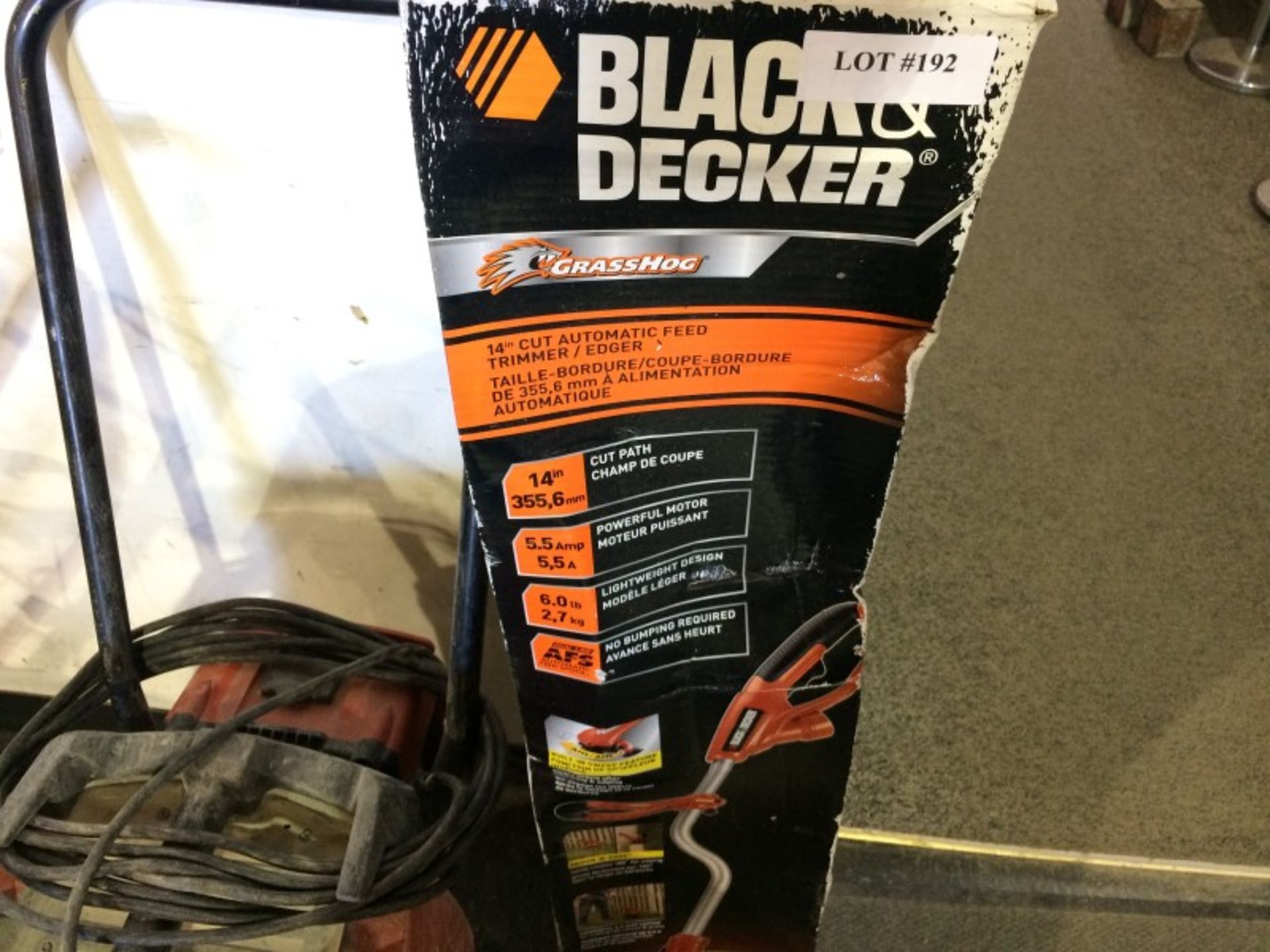 Black & Decker 14" Cut Automatic Feed Trimmer/Edger
