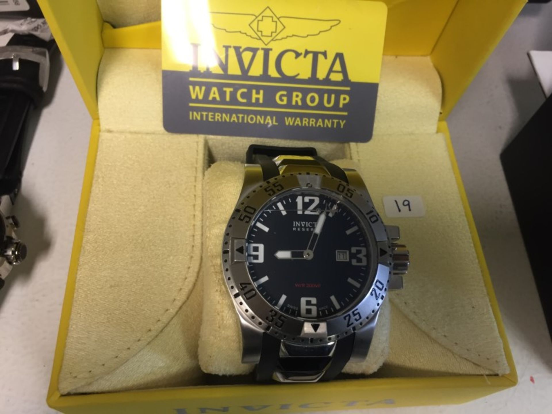 Invicta watch-Stainless Steel Case/Water Resistant