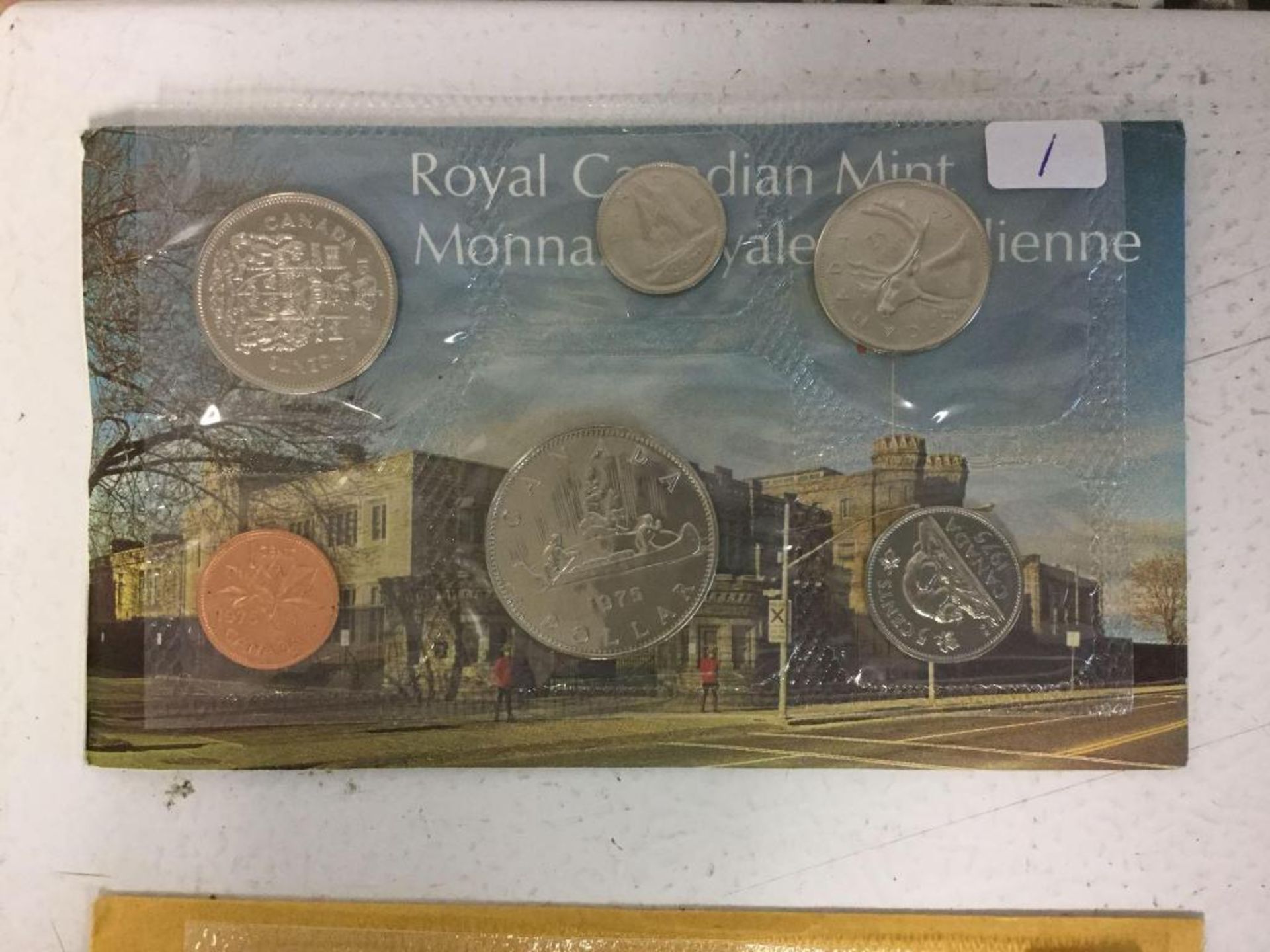 Canada Mint Sealed 1975 Coin set