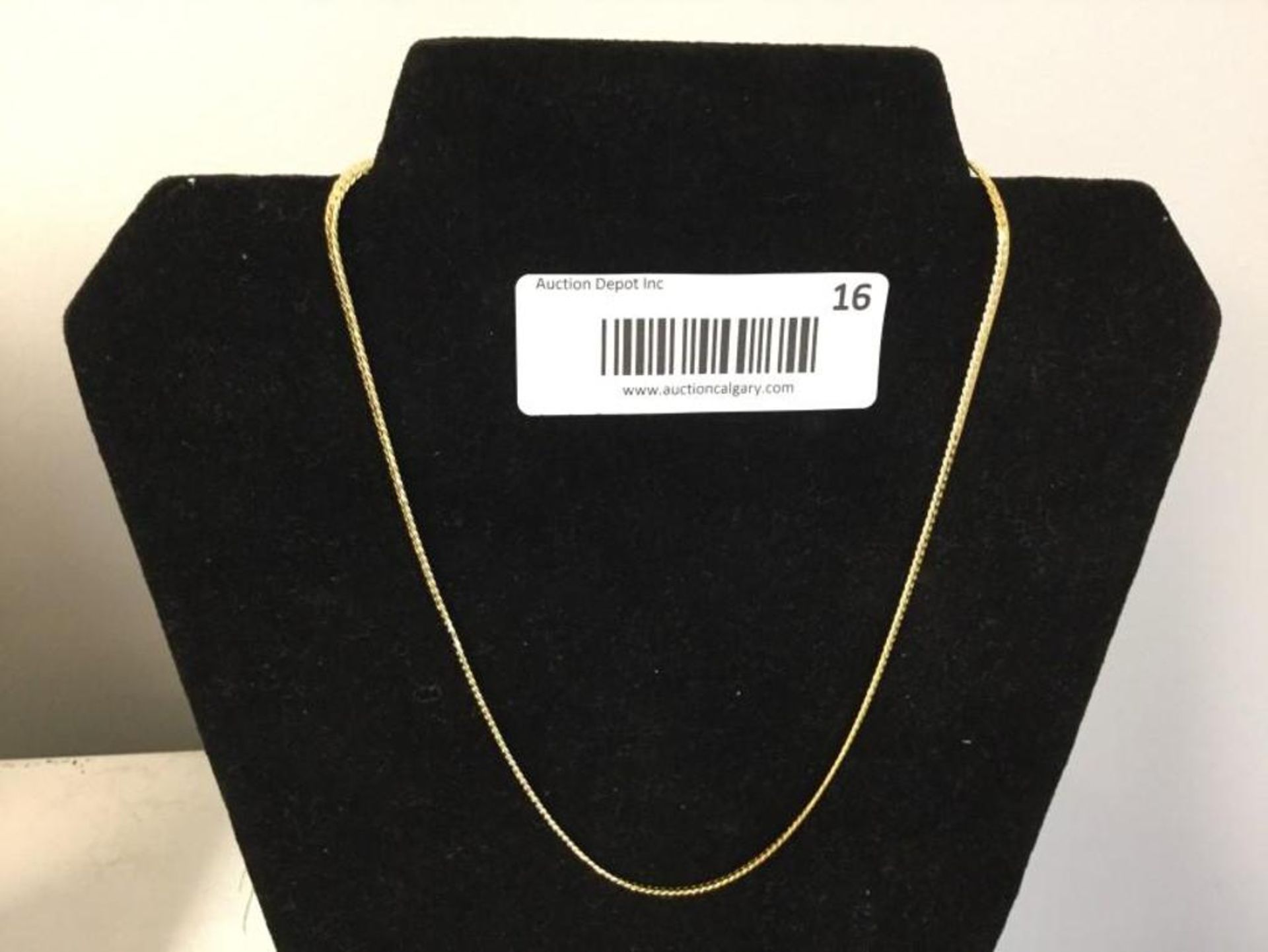 Ladies 14K Gold Twisted Style 18" Chain