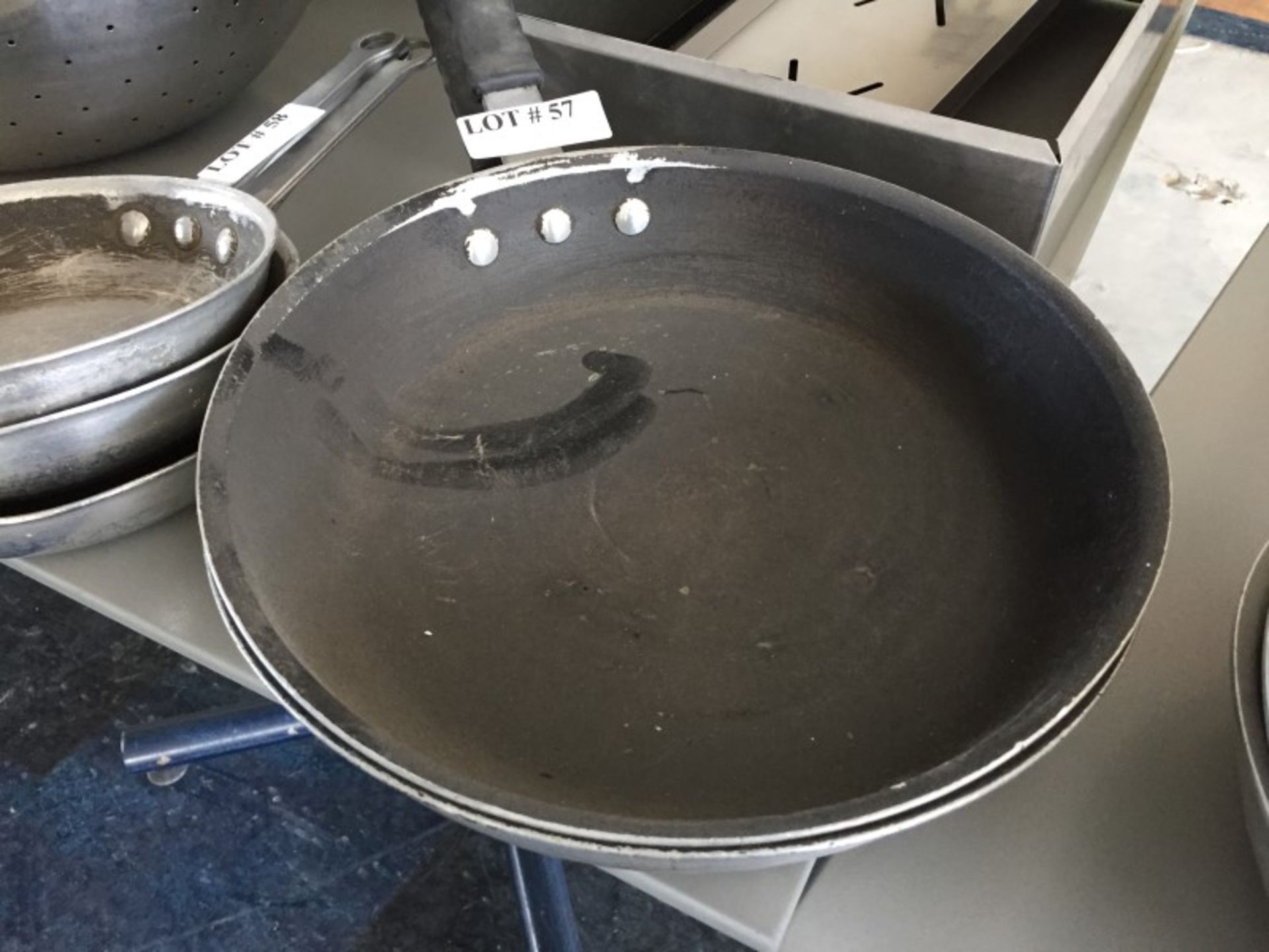 Lot 2 Teflon Fry pans