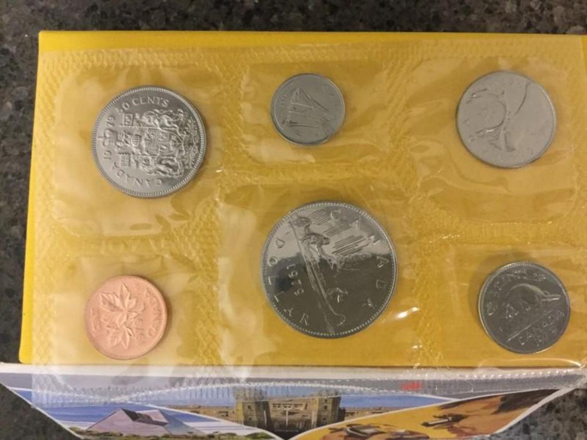 1979 Canadian coin set - Image 2 of 2