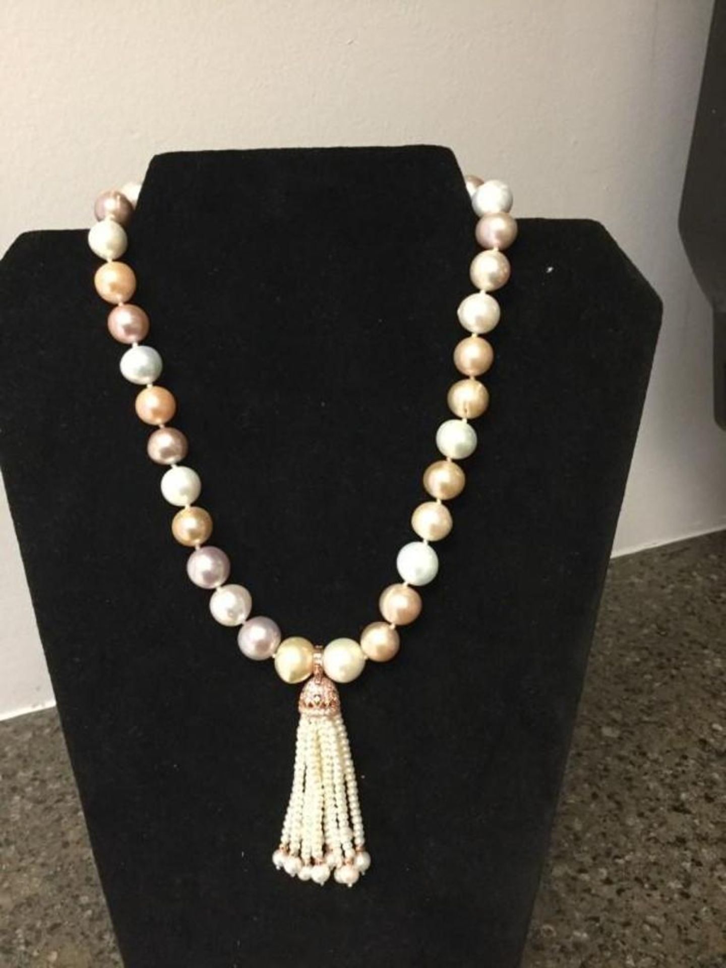Natural freshwater pearl necklace appr. $1233 - Image 2 of 2
