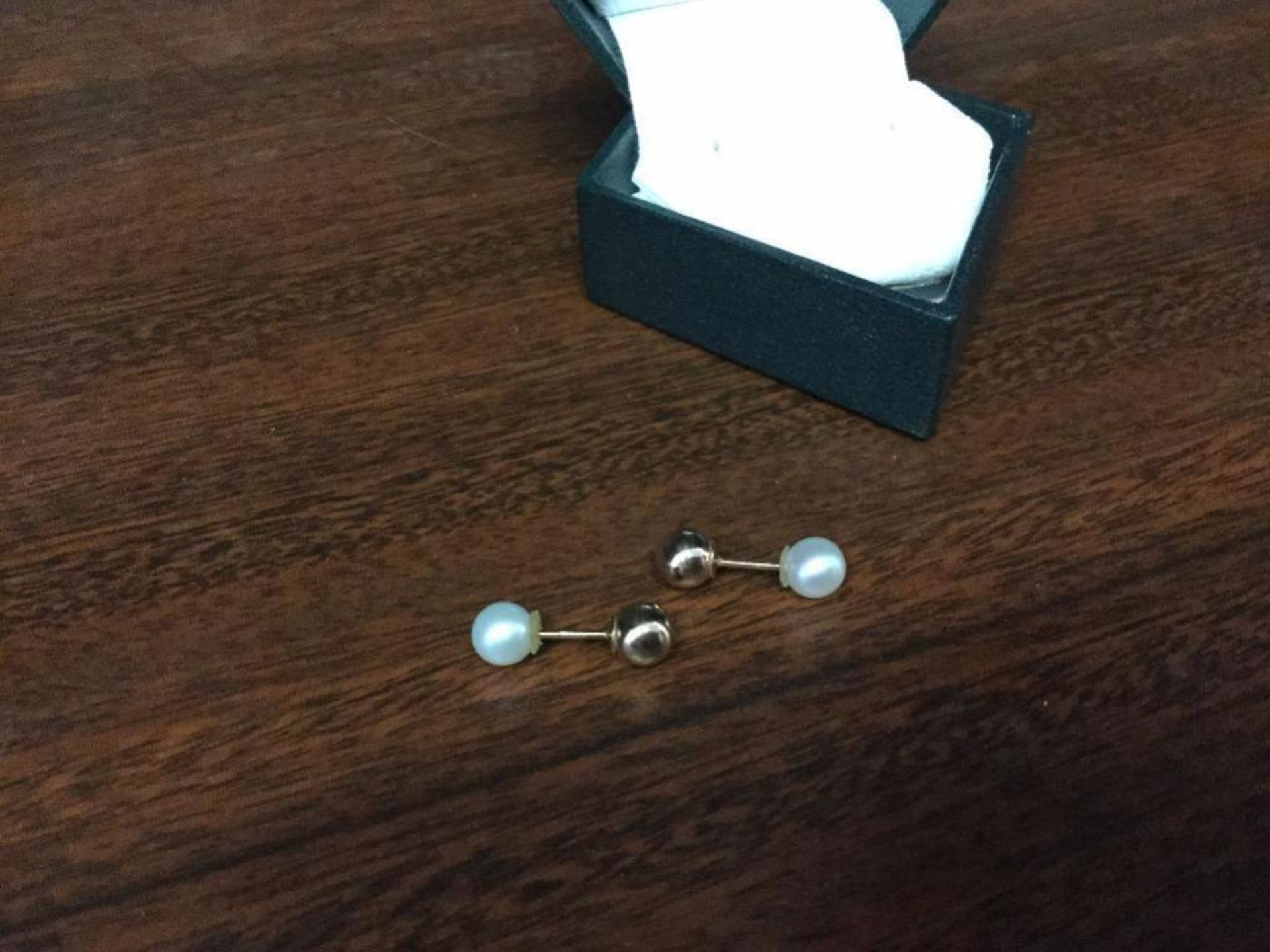 Sterling silver freshwater pearl earrings - Value of $100 - Image 2 of 2