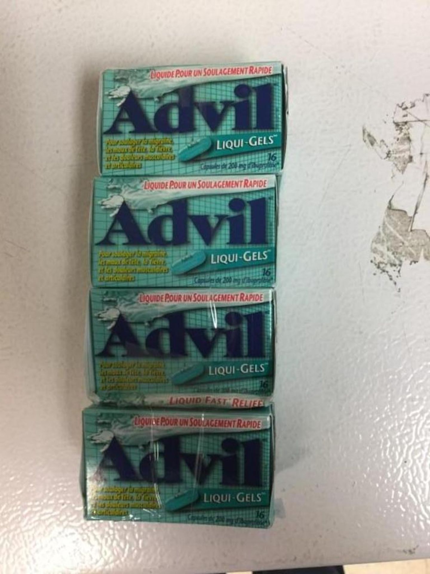 lot of 4 - Advil Liquid gels, 16 capsules per bottle