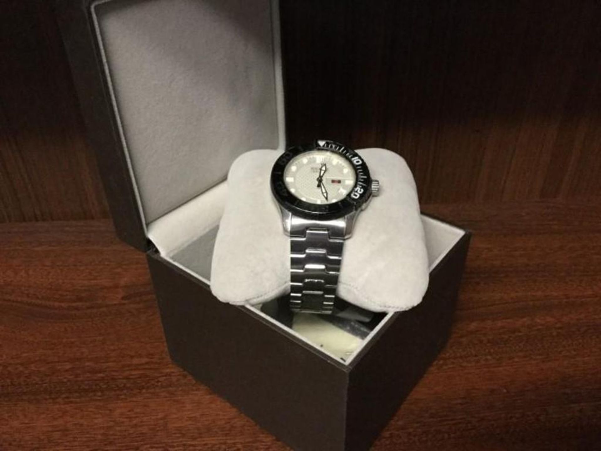 Gucci Sport watch with case