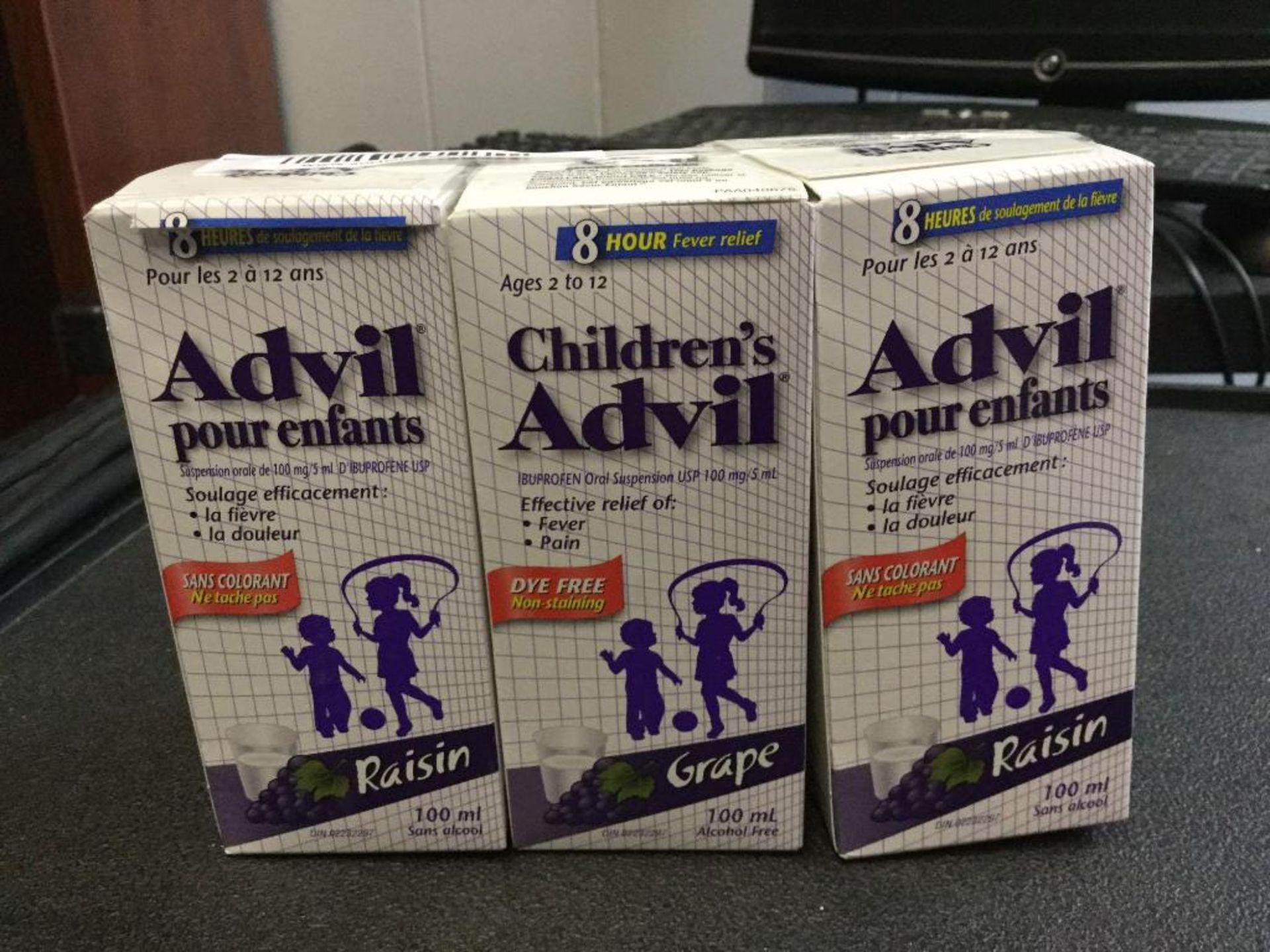 lot of 2 Children's Advil 100 mL - Grape