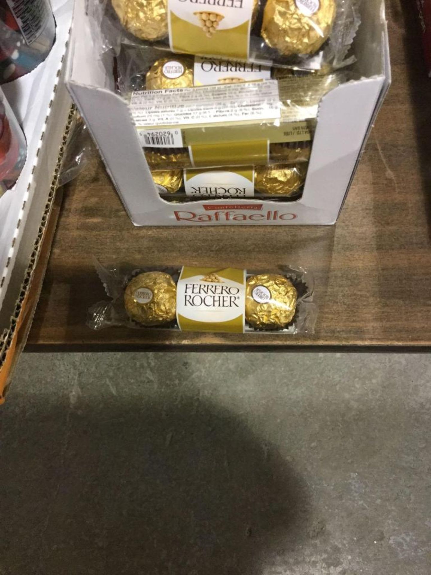 Box of 18 x 30 g Ferrero Rocher Chocolates