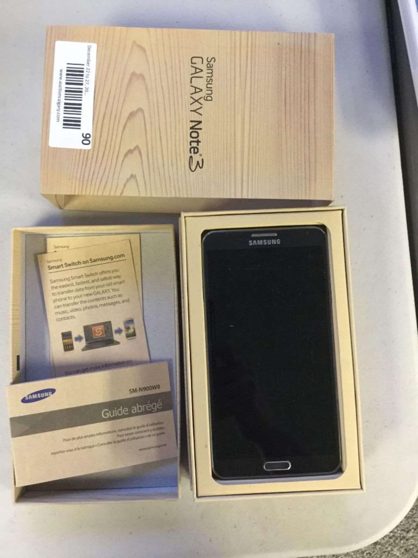 Samsung Galaxy Note 3 Cell Phone in Box - Image 2 of 2