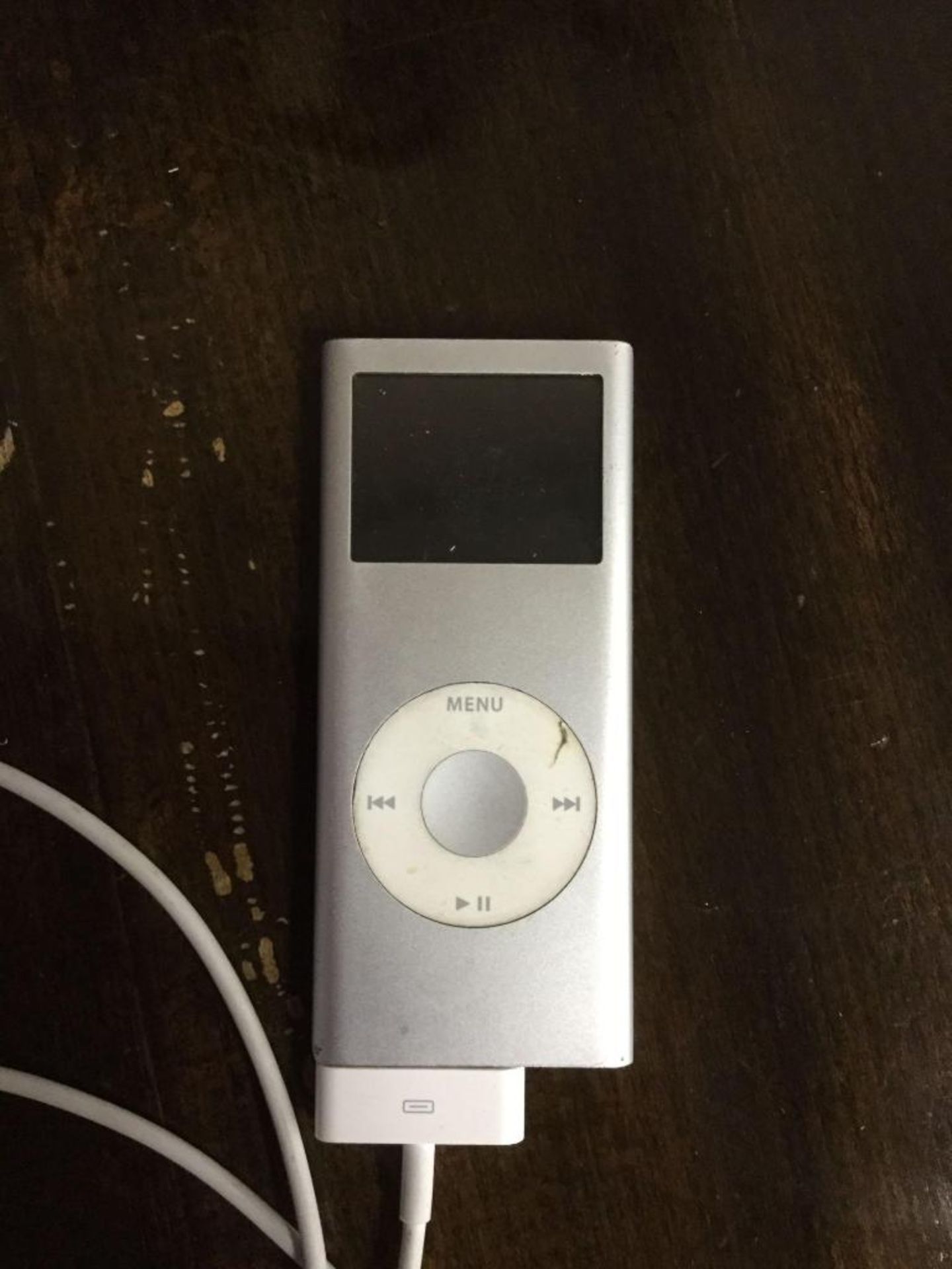 Ipod 2 GB - with Charger - Image 2 of 3