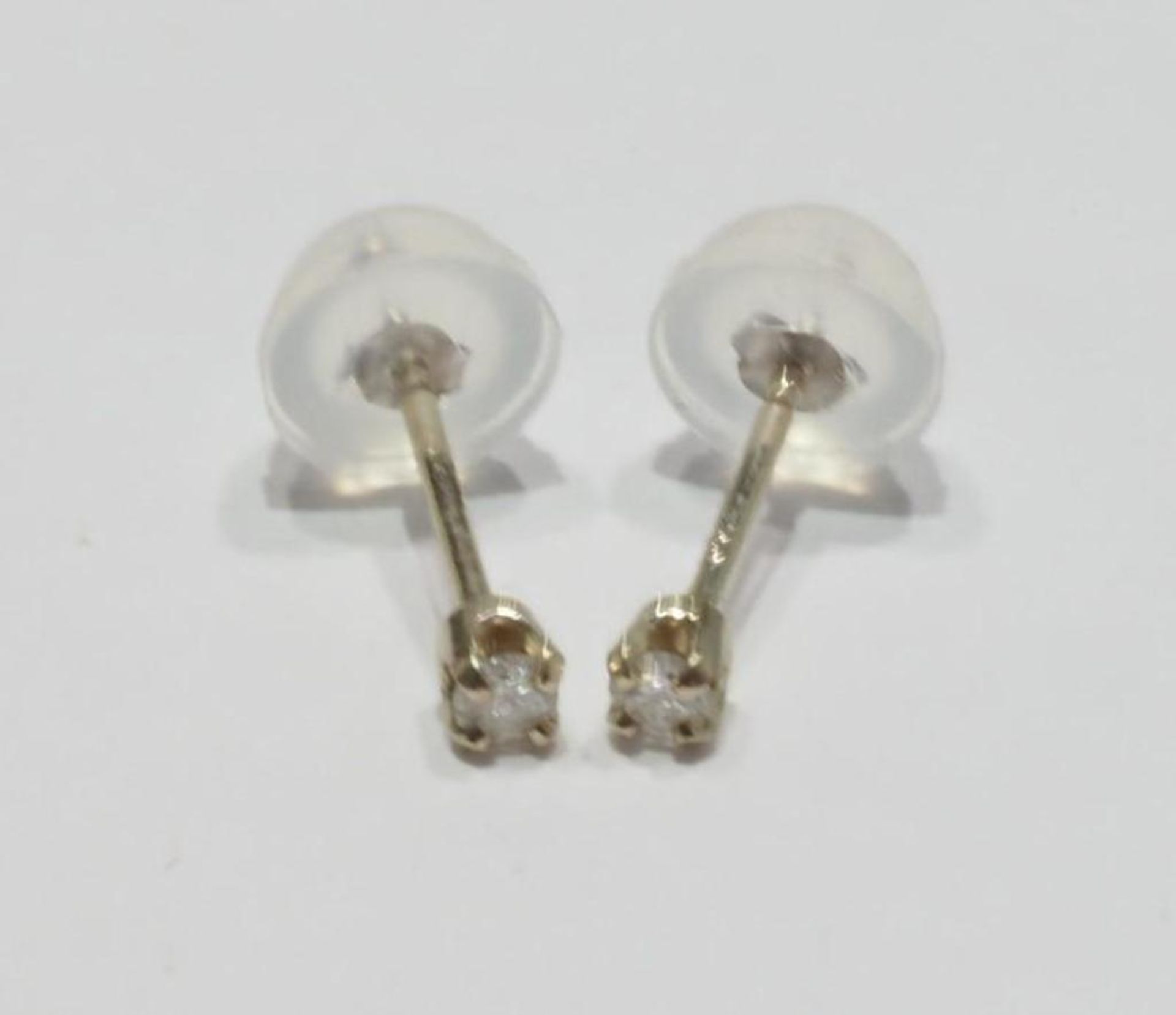 14K White Gold Diamond (0.10ct) (Made in Canada) Screwback Stud Earrings Retail $600 - Image 2 of 2