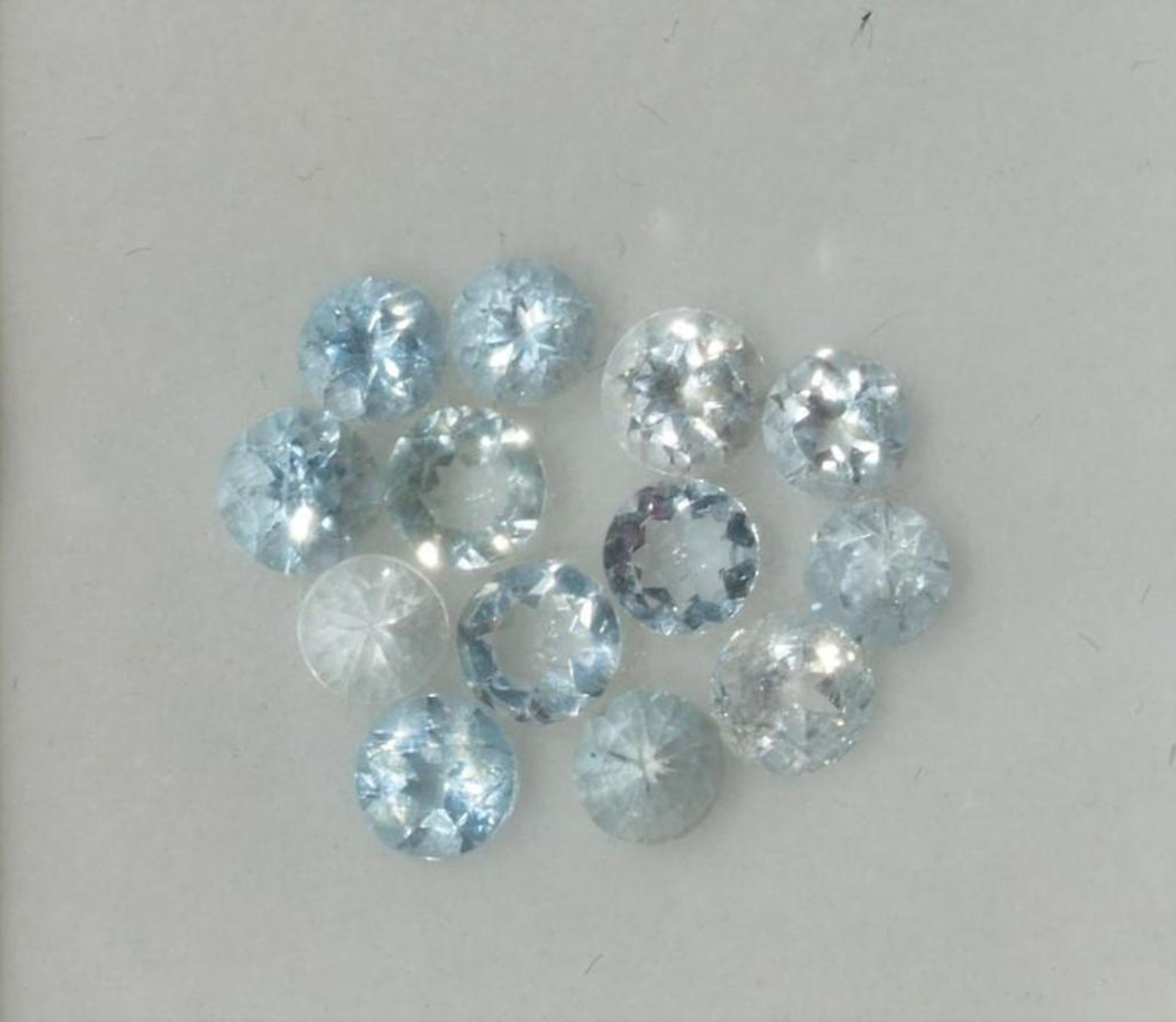 Genuine Blue Topaz (December Birthstone, app 2.5cts, 3-4mm) Gemstones Retail $200 - Image 2 of 2