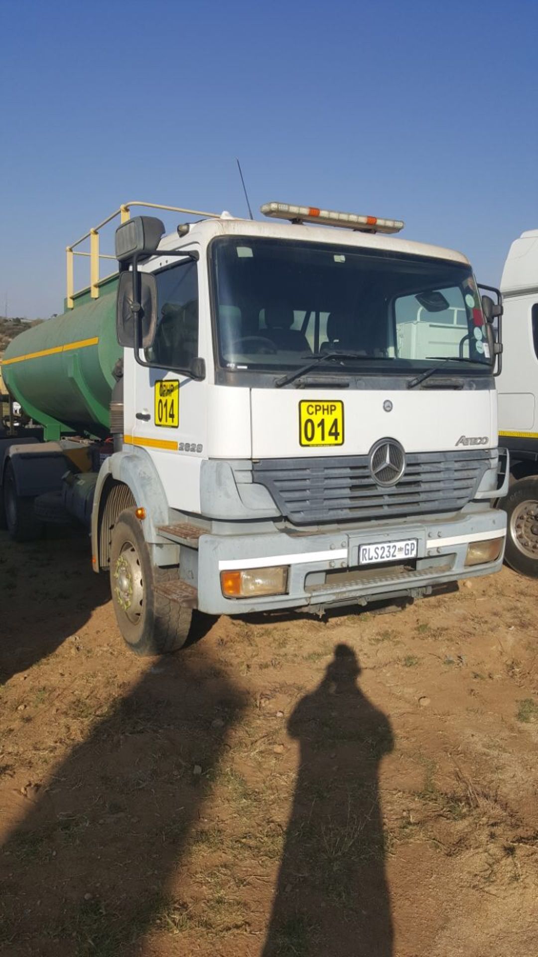 Mercedes Benz Atego 2628 14000L Water Tanker (2004)